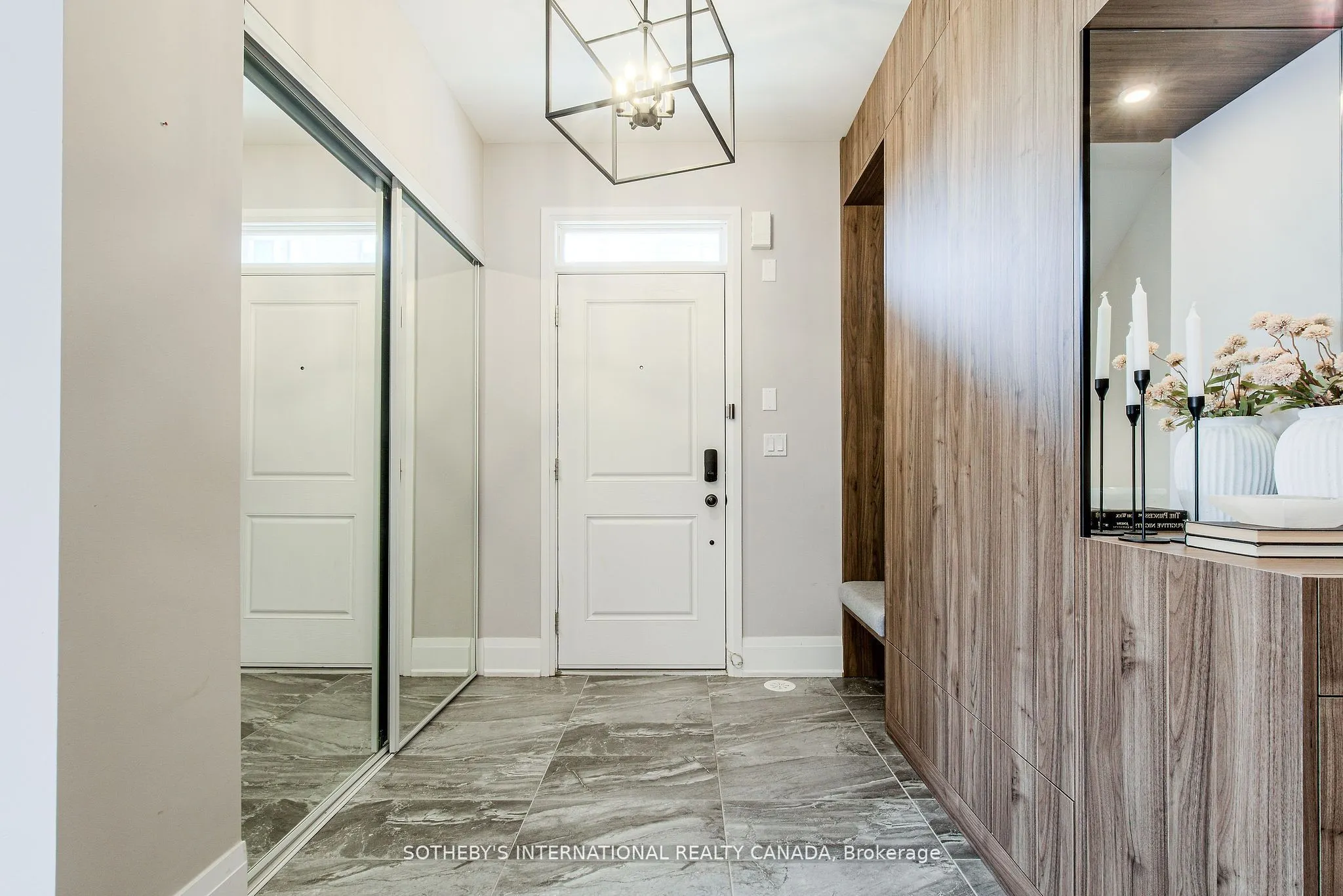 21 Sir Frederick Banting Way, #1