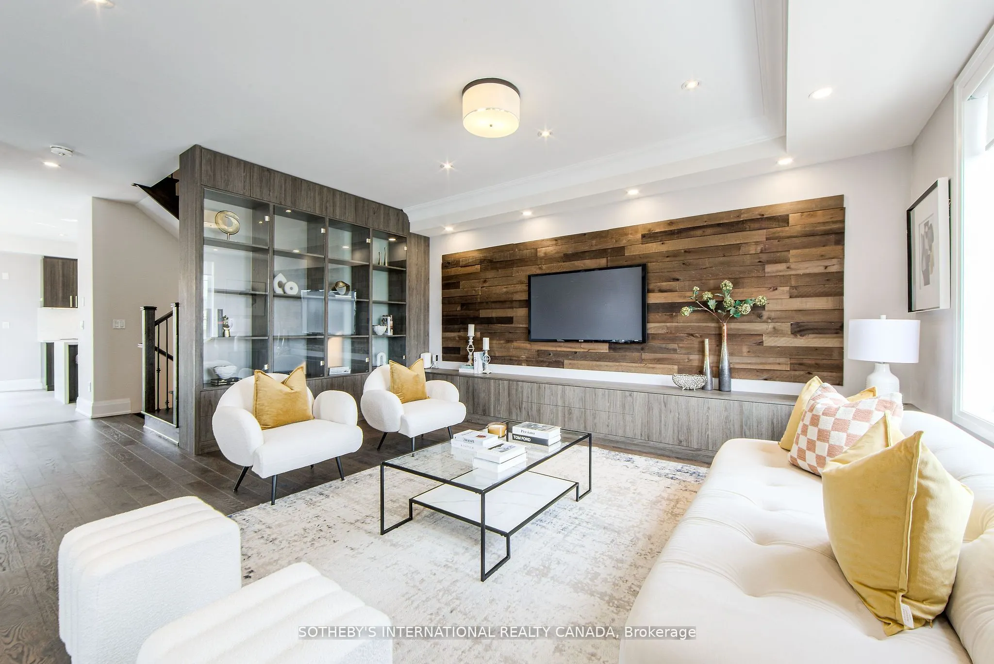 21 Sir Frederick Banting Way, #1