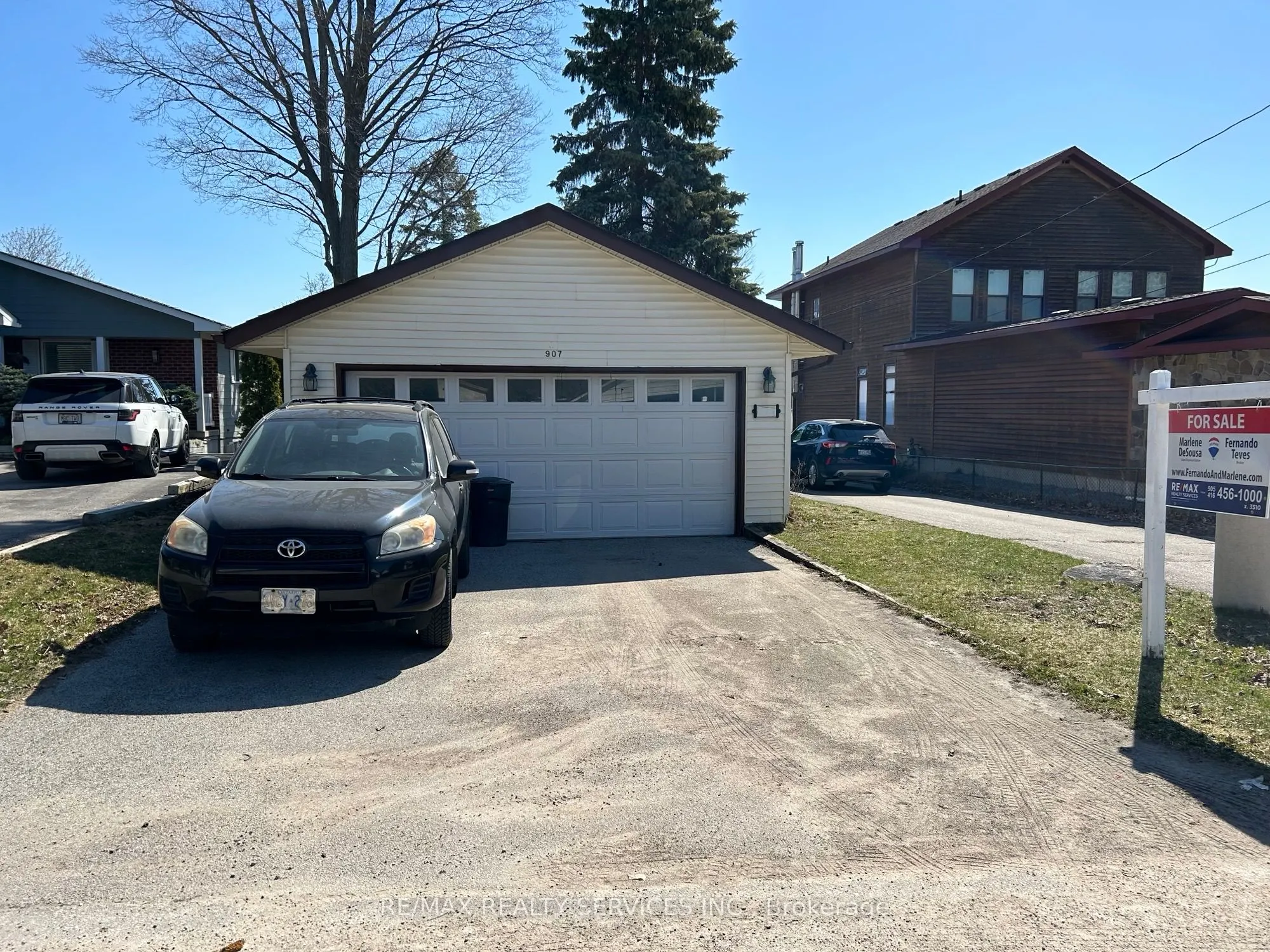 907 Adams Road