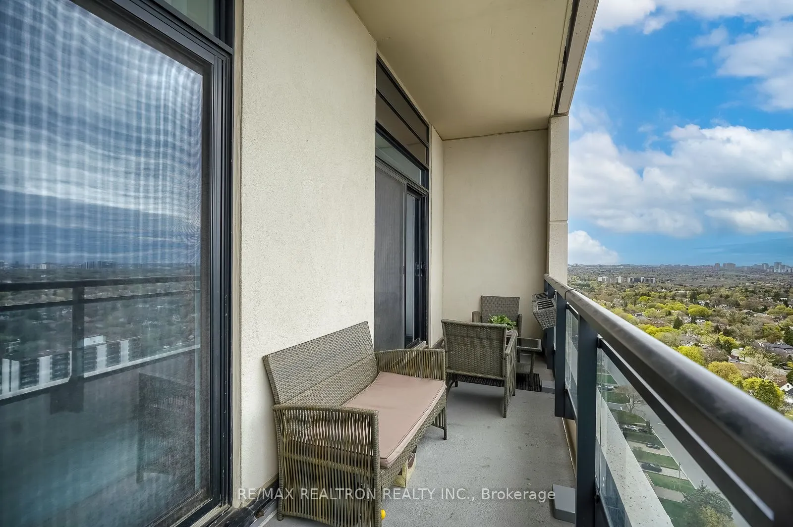 1 Grandview Avenue, #2707