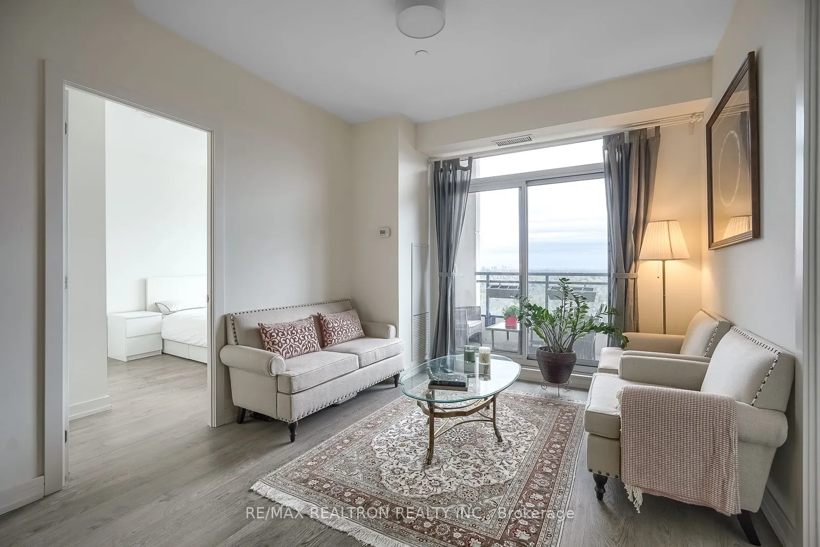 1 Grandview Avenue, #2707