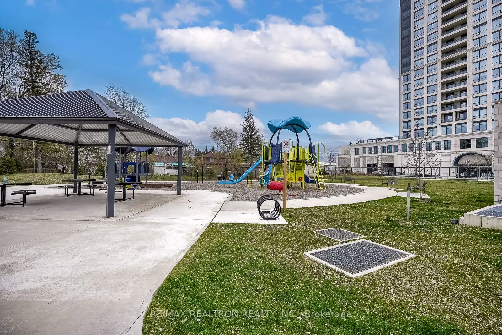 1 Grandview Avenue, #2707