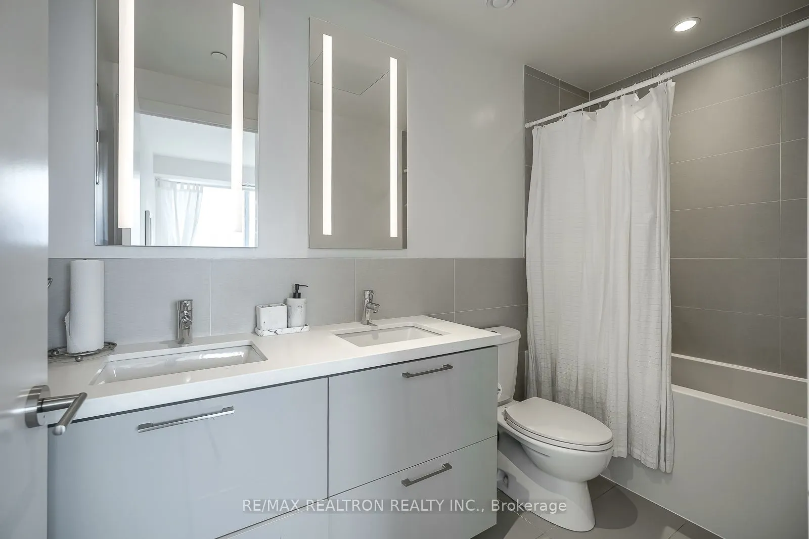 1 Grandview Avenue, #2707