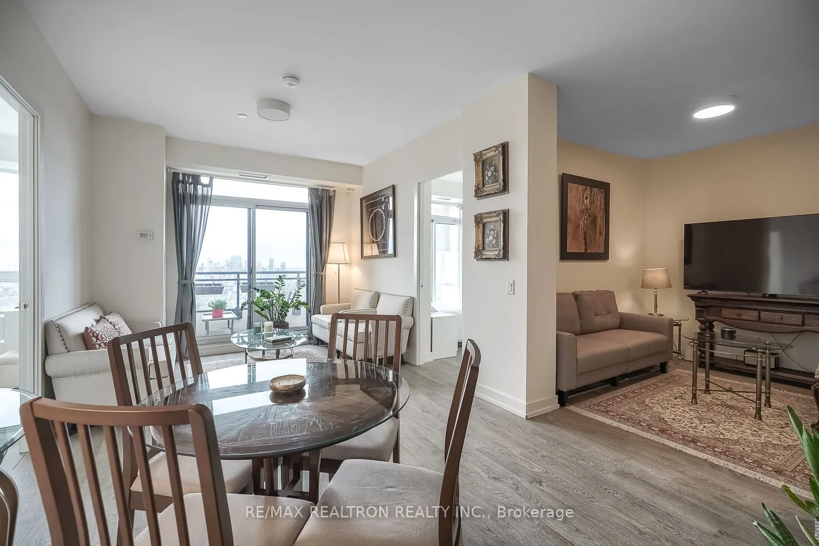 1 Grandview Avenue, #2707