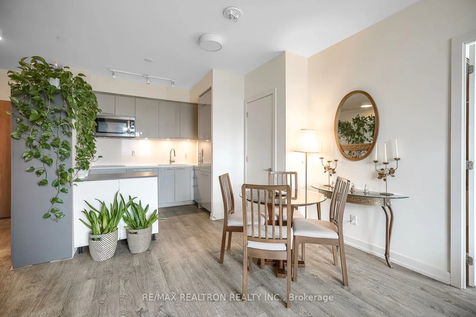 1 Grandview Avenue, #2707