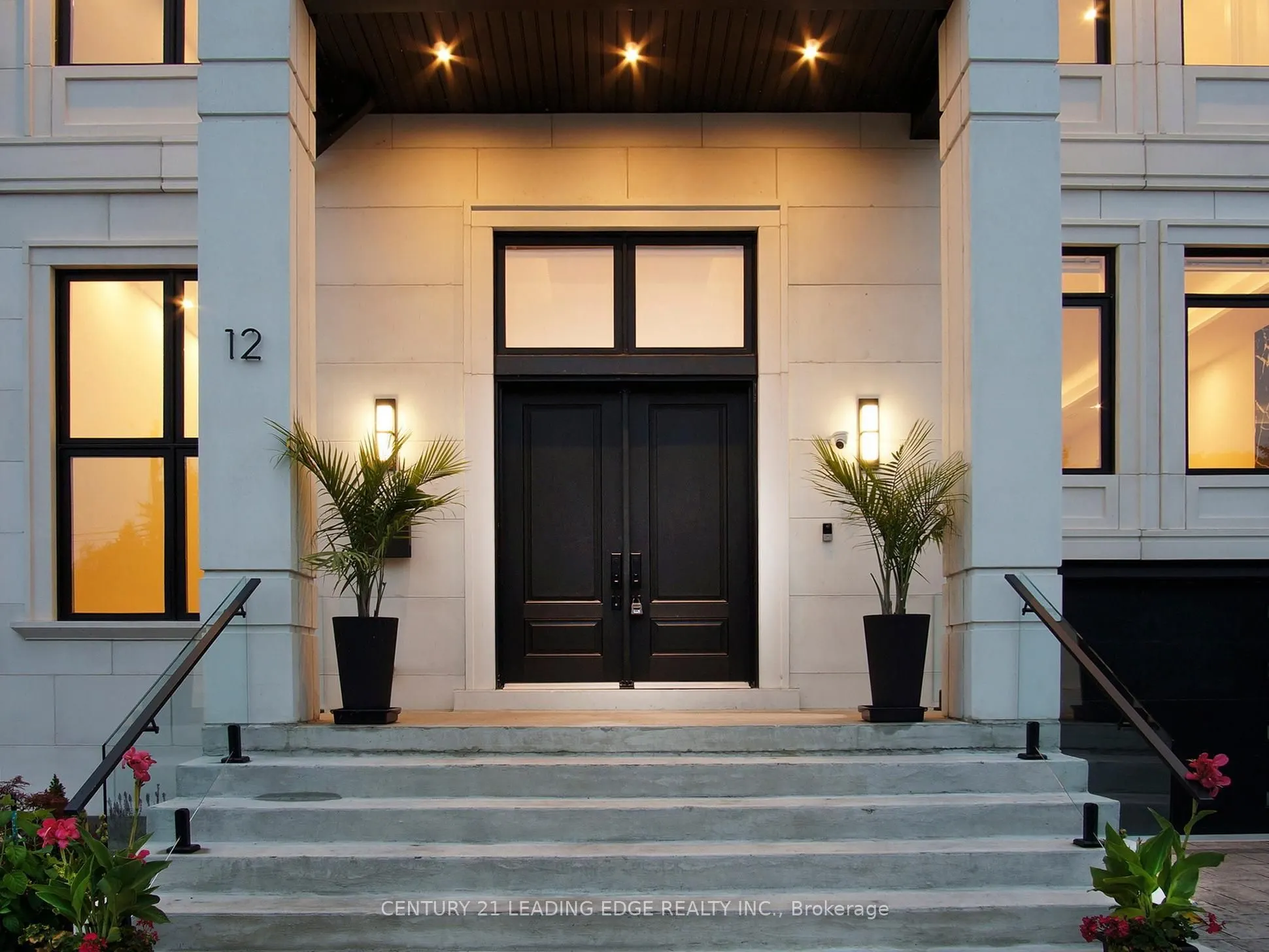12 Canal Street