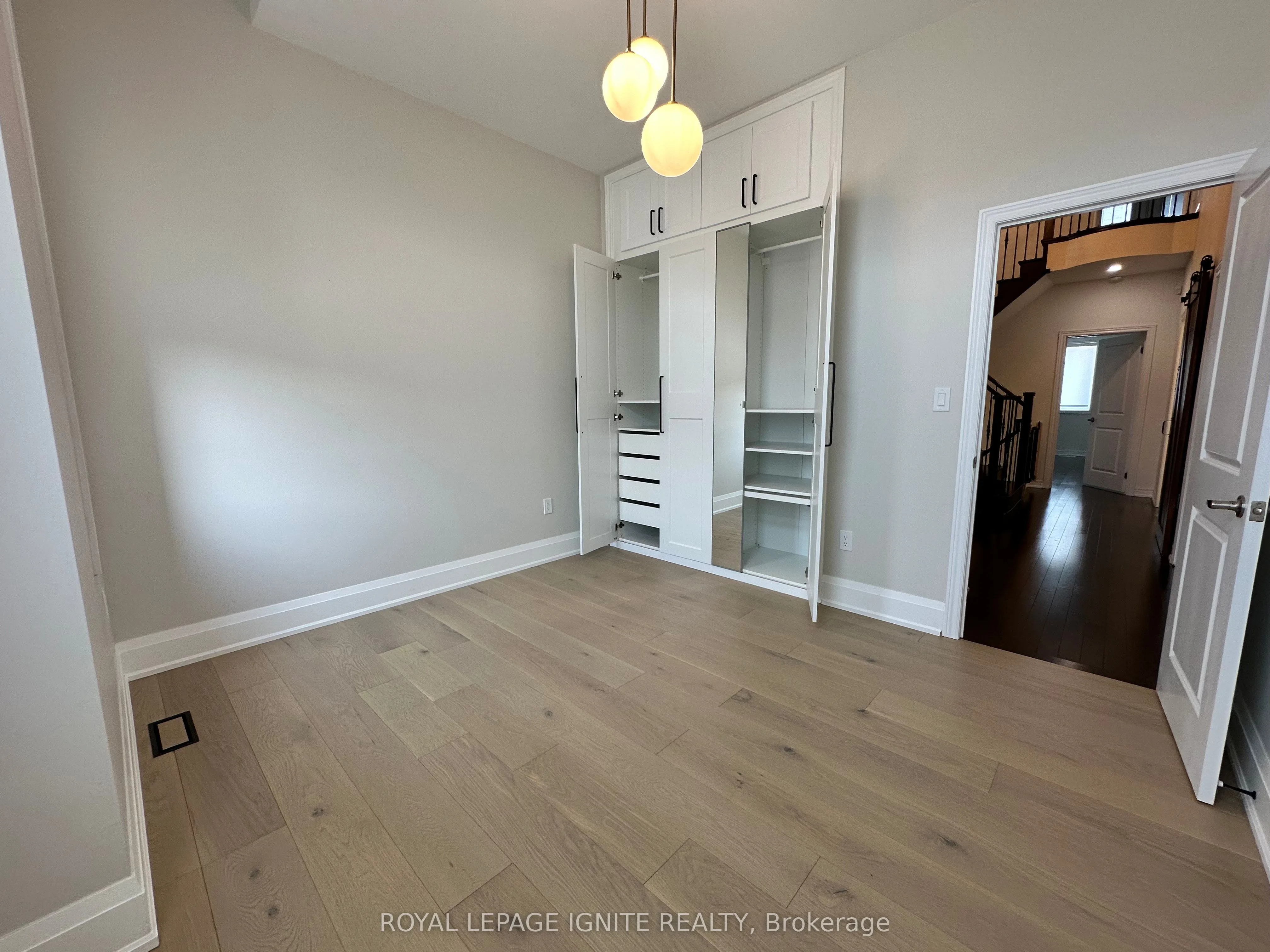 27 Oren Street