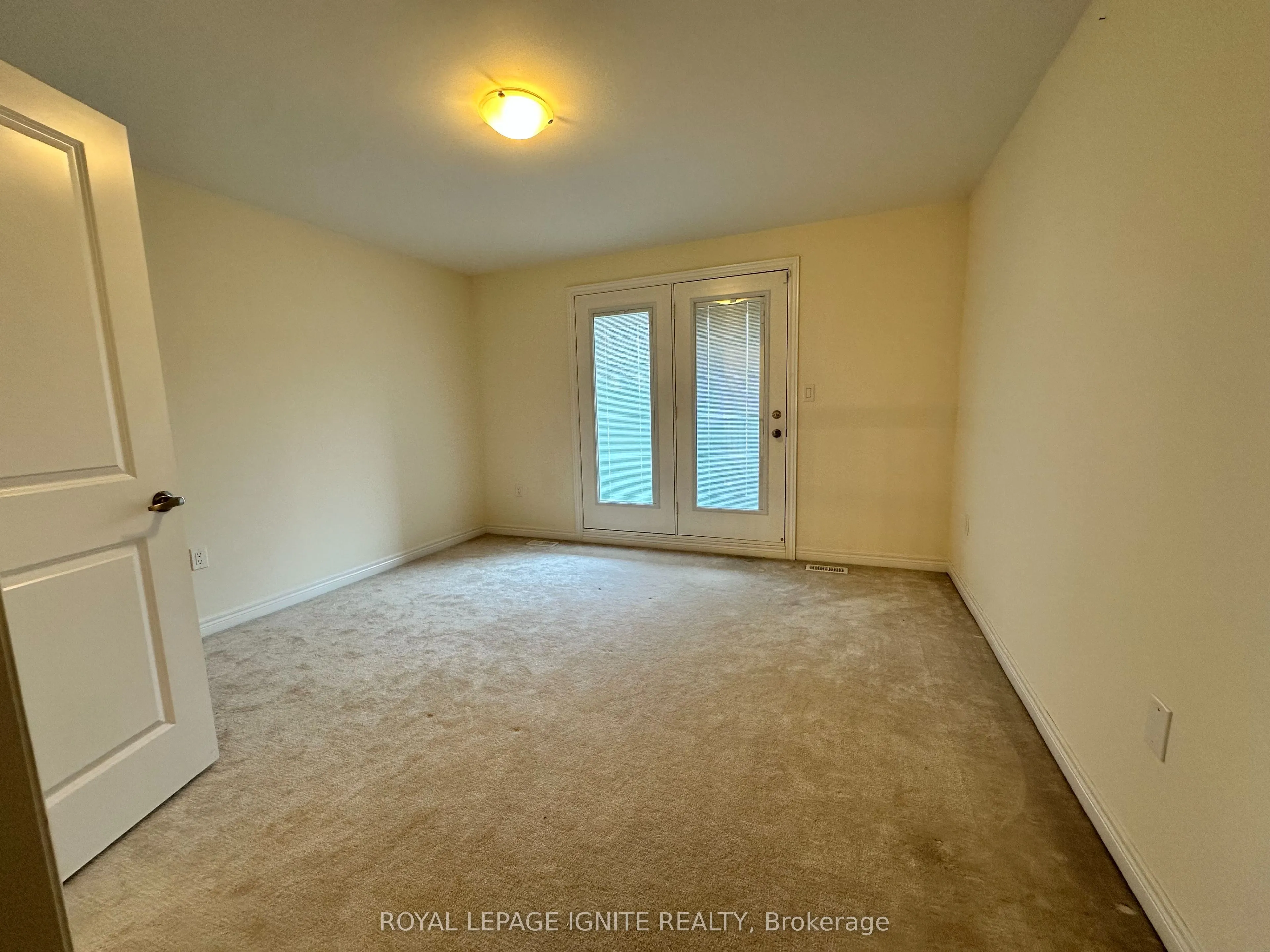 27 Oren Street