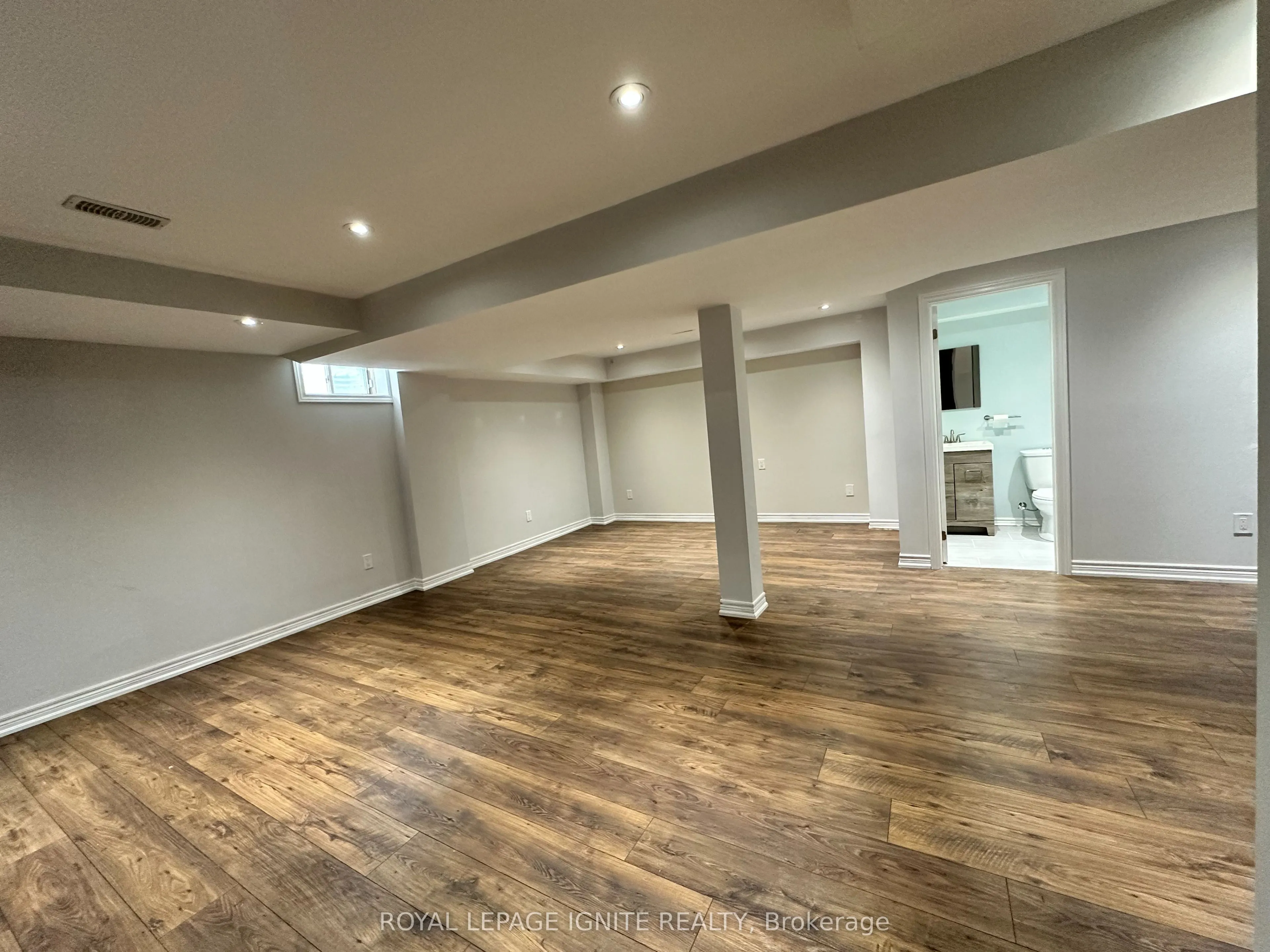 27 Oren Street