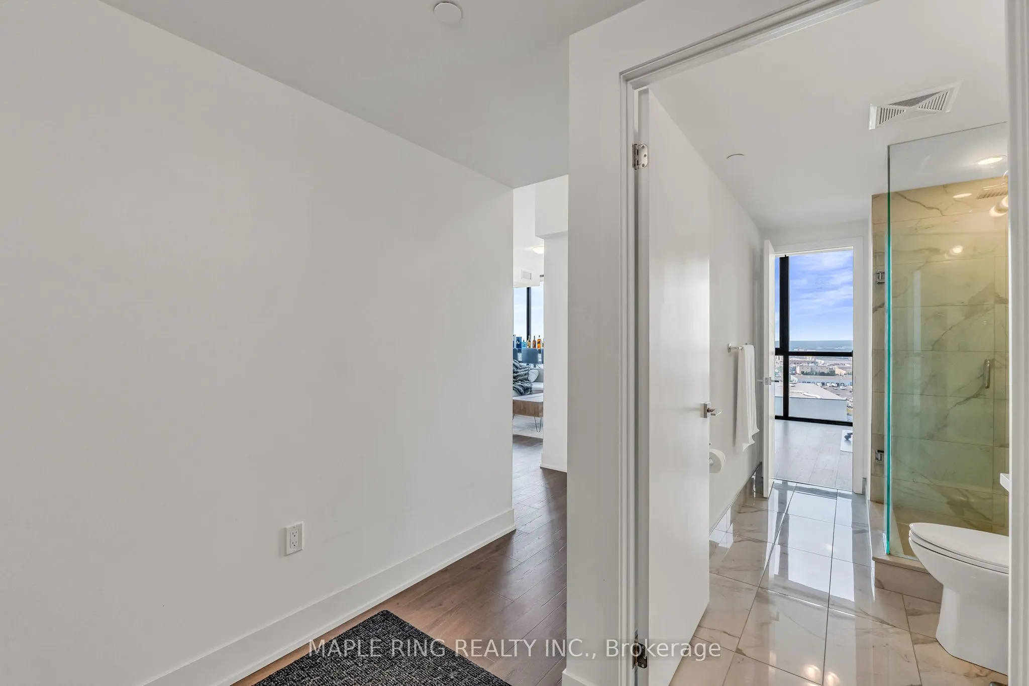 2916 Highway 7 Road, #1807