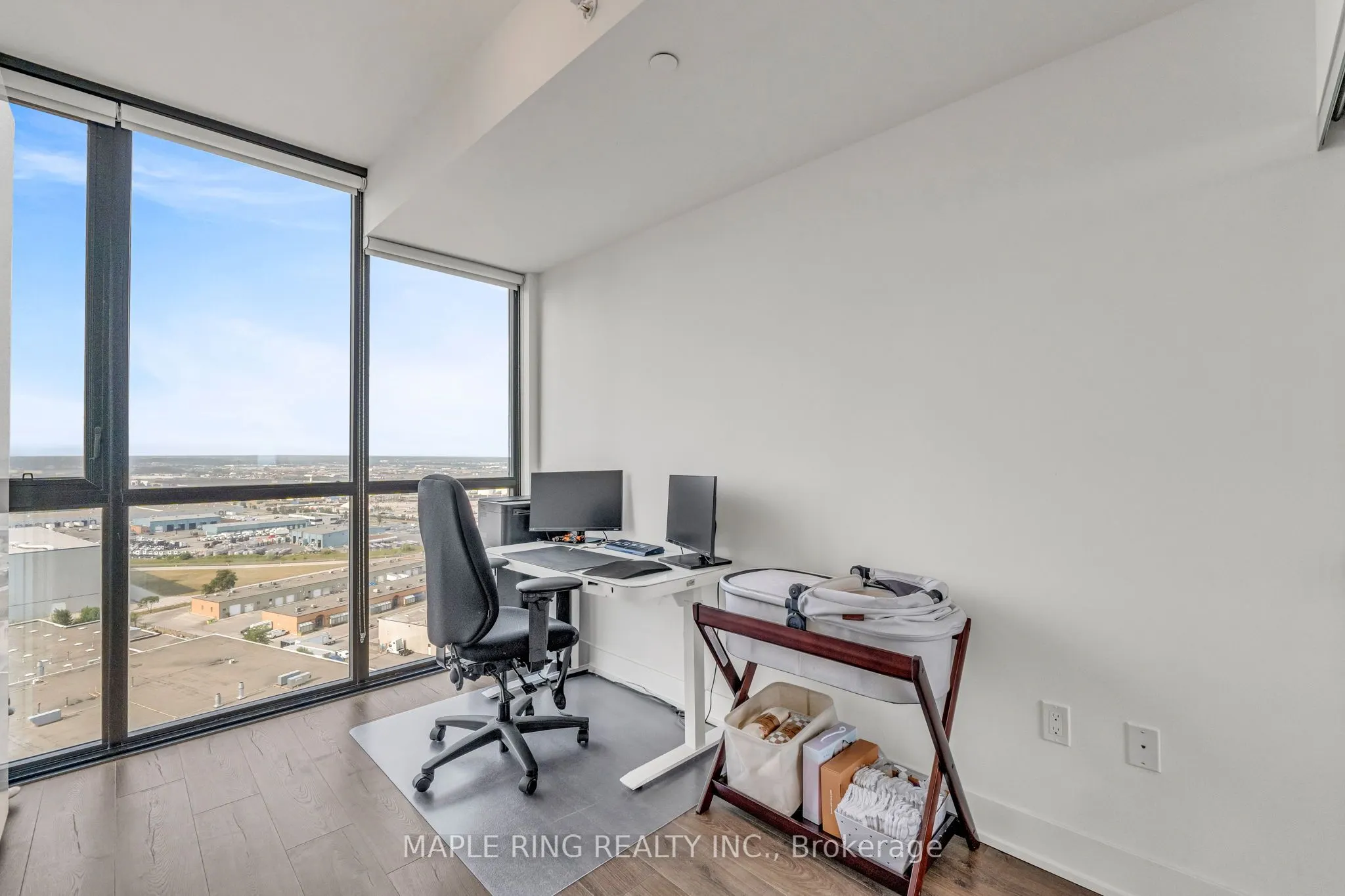 2916 Highway 7 Road, #1807