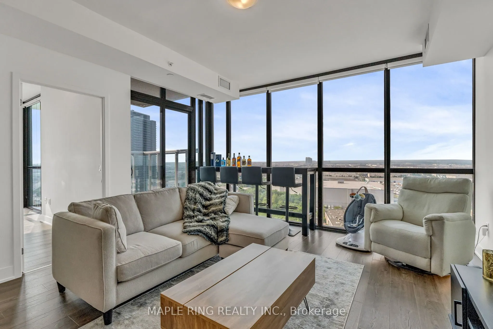 2916 Highway 7 Road, #1807