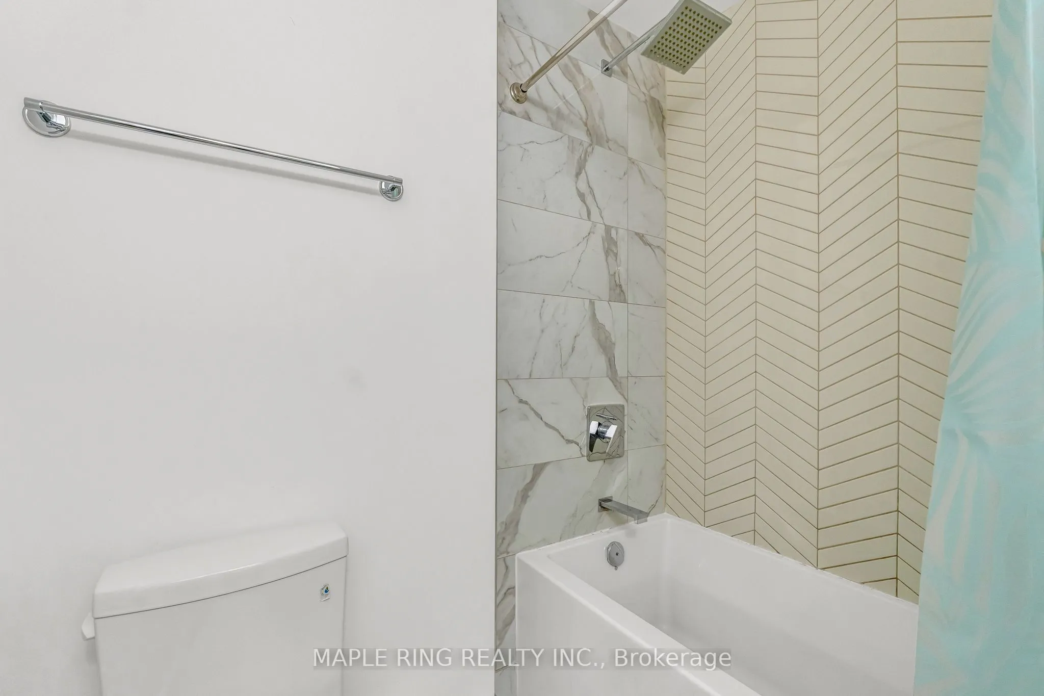 2916 Highway 7 Road, #1807