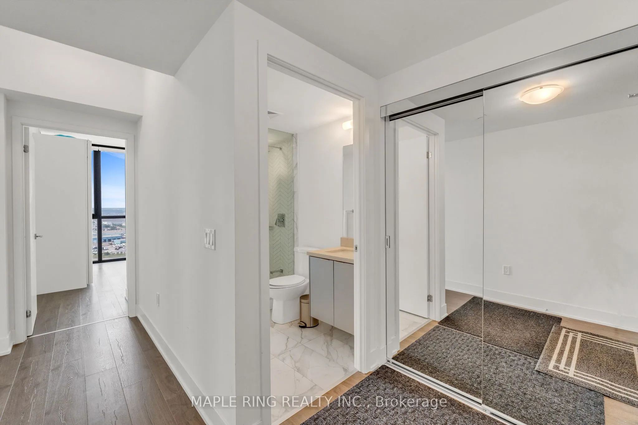 2916 Highway 7 Road, #1807