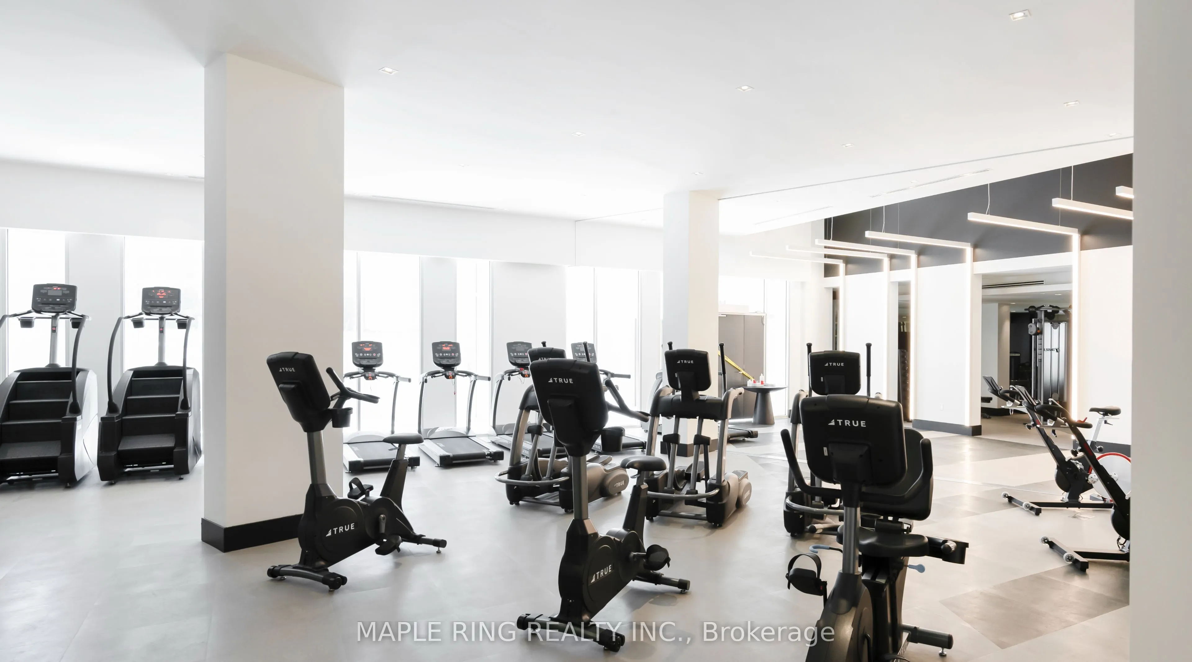 2916 Highway 7 Road, #1807