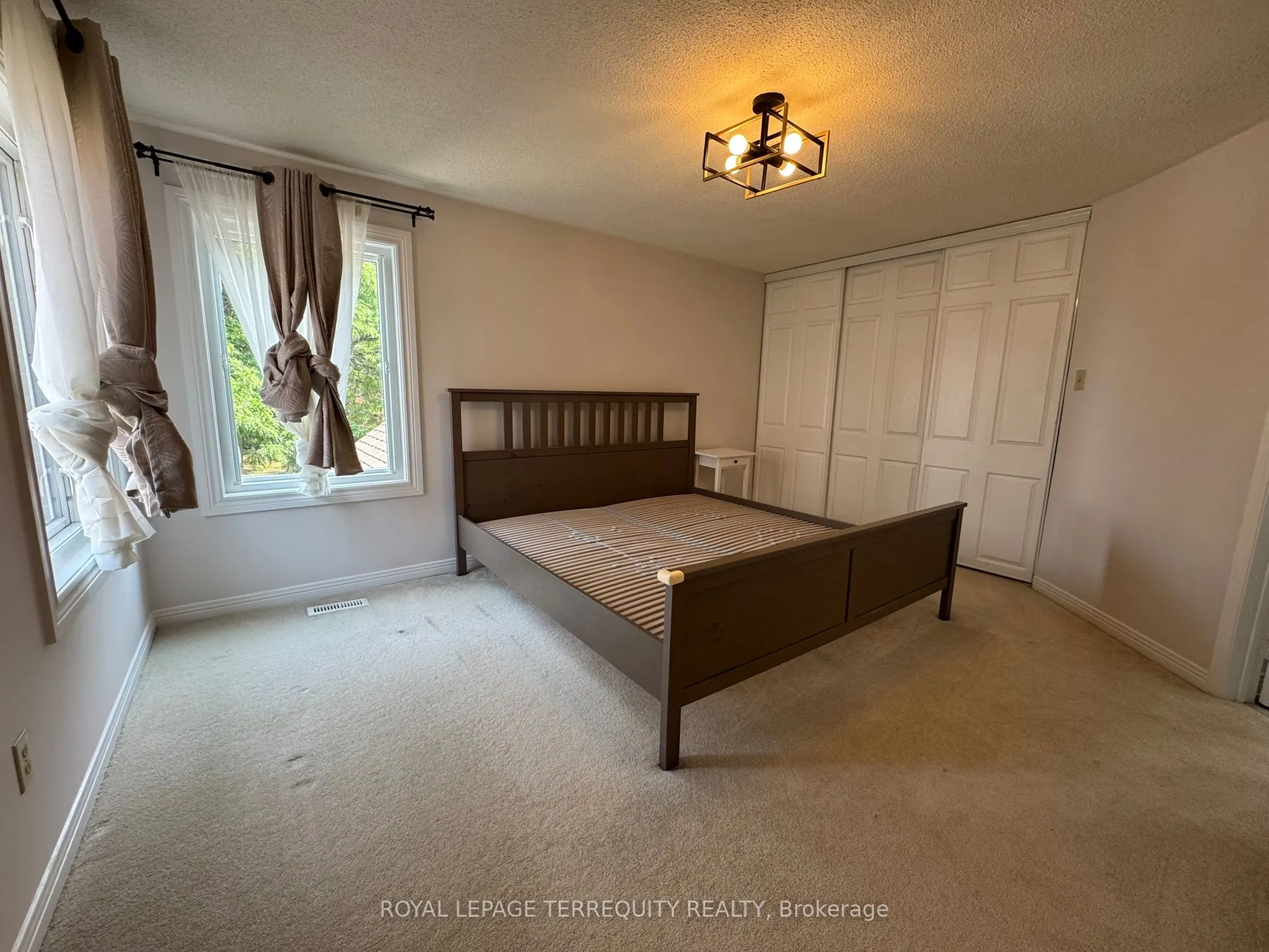 32 Juniper Crescent