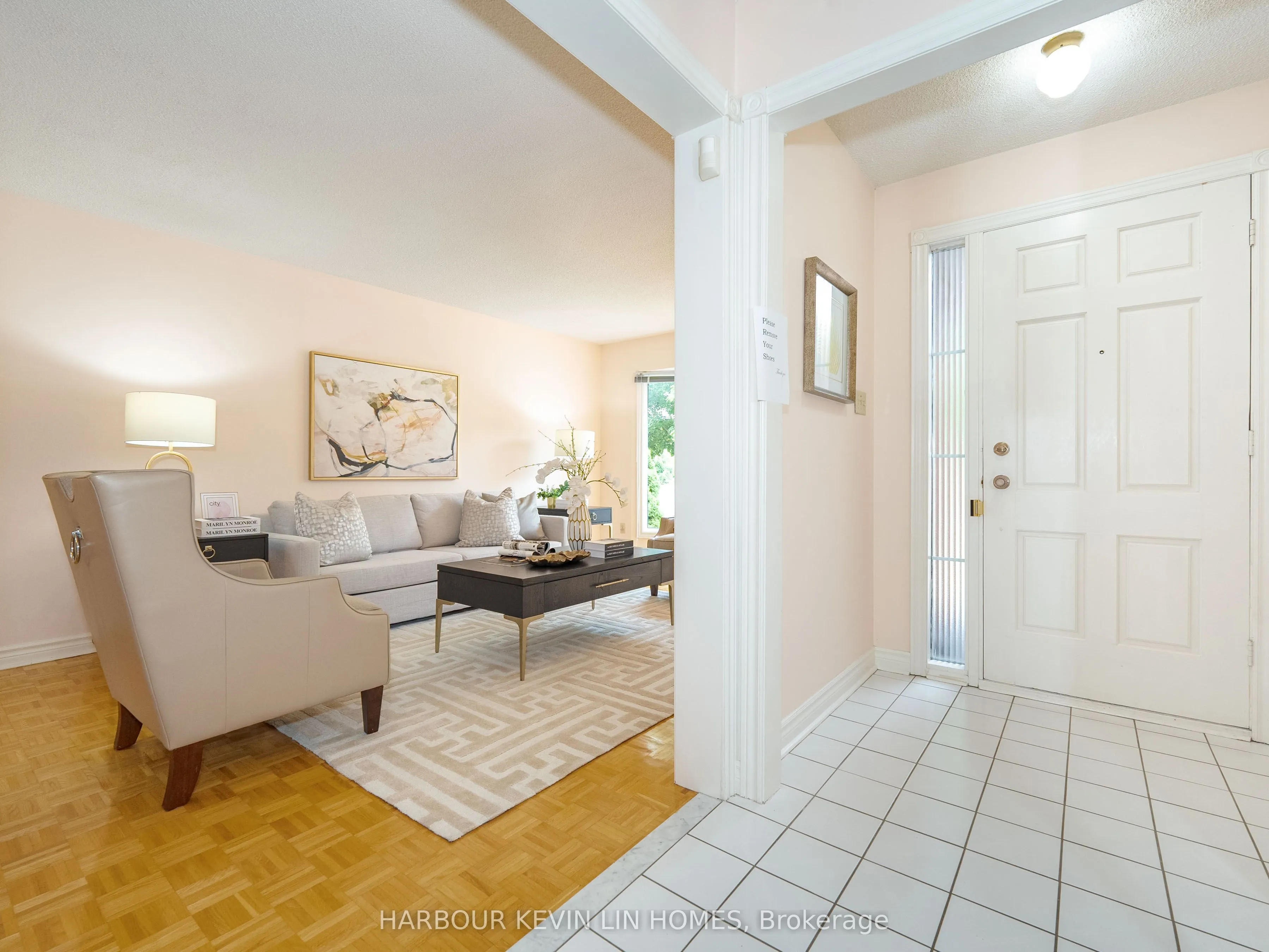 35 Lynngrove Crescent