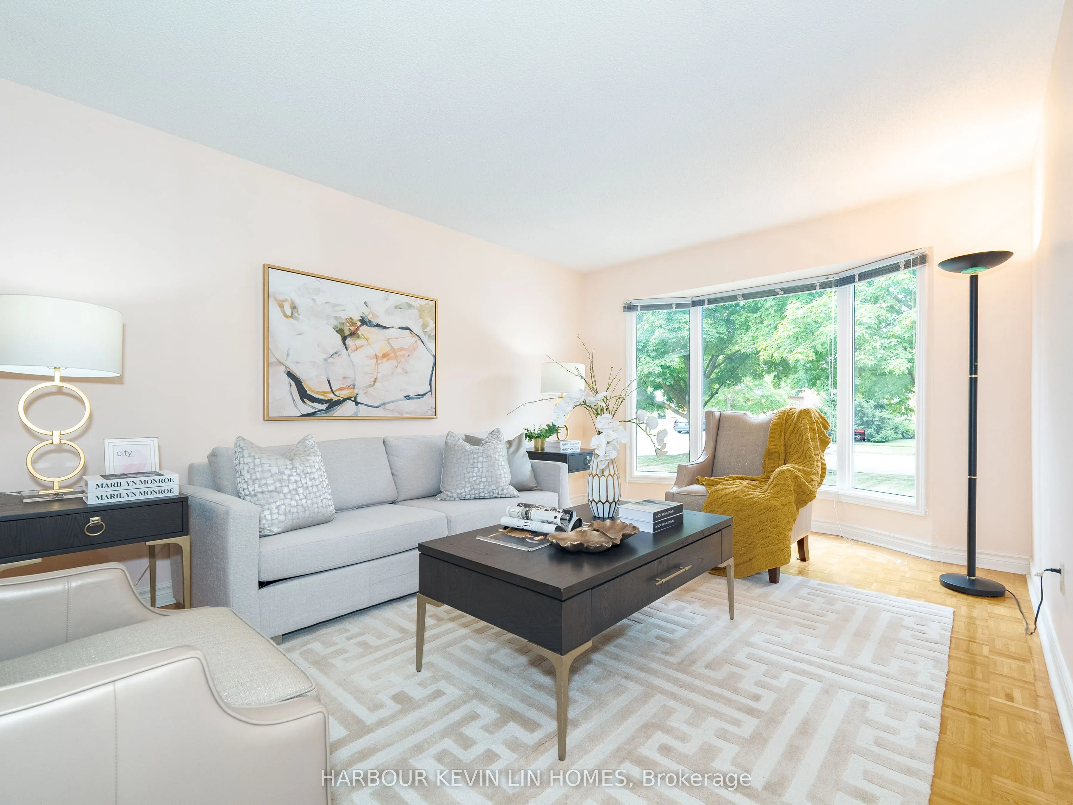 35 Lynngrove Crescent