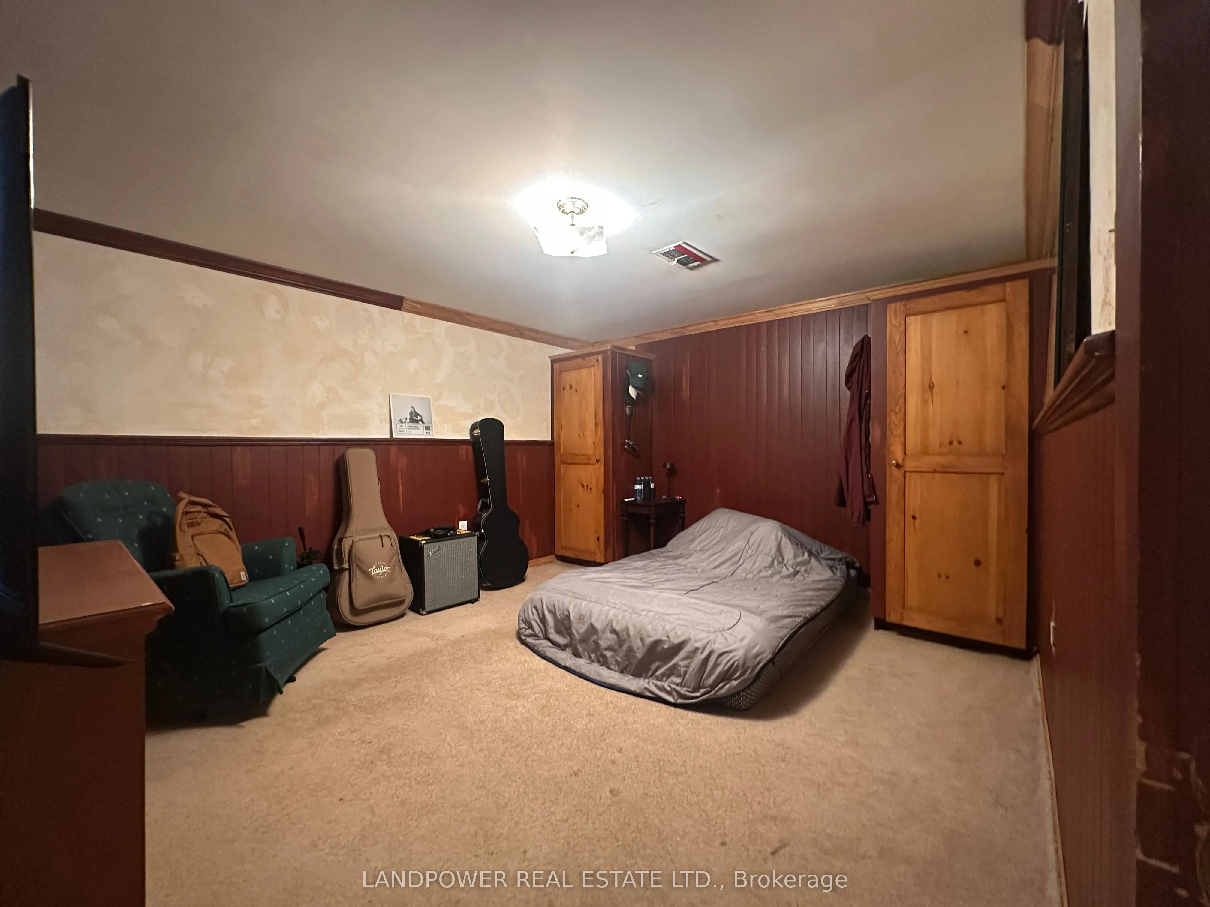 44 Starlight Crescent
