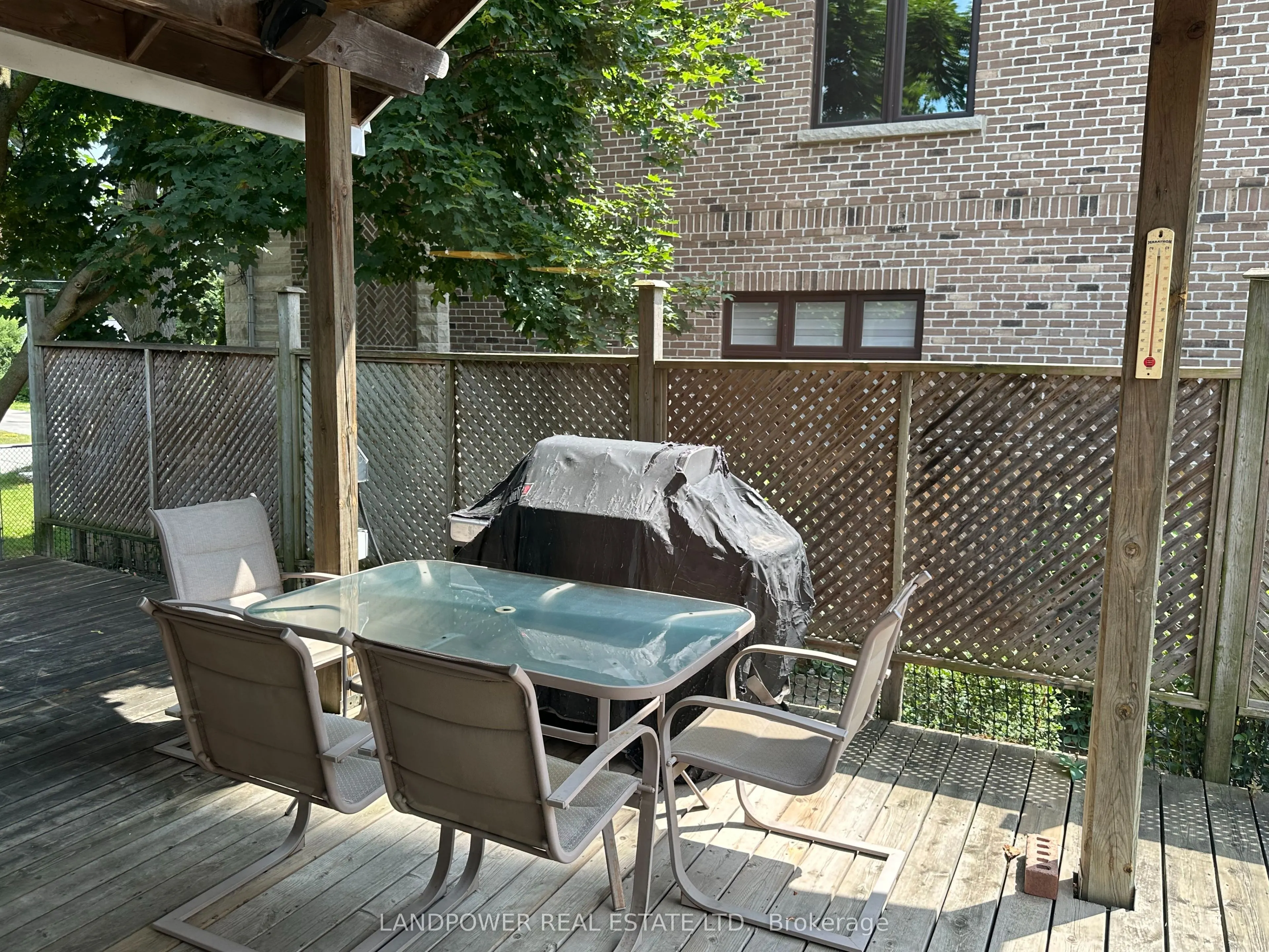 44 Starlight Crescent