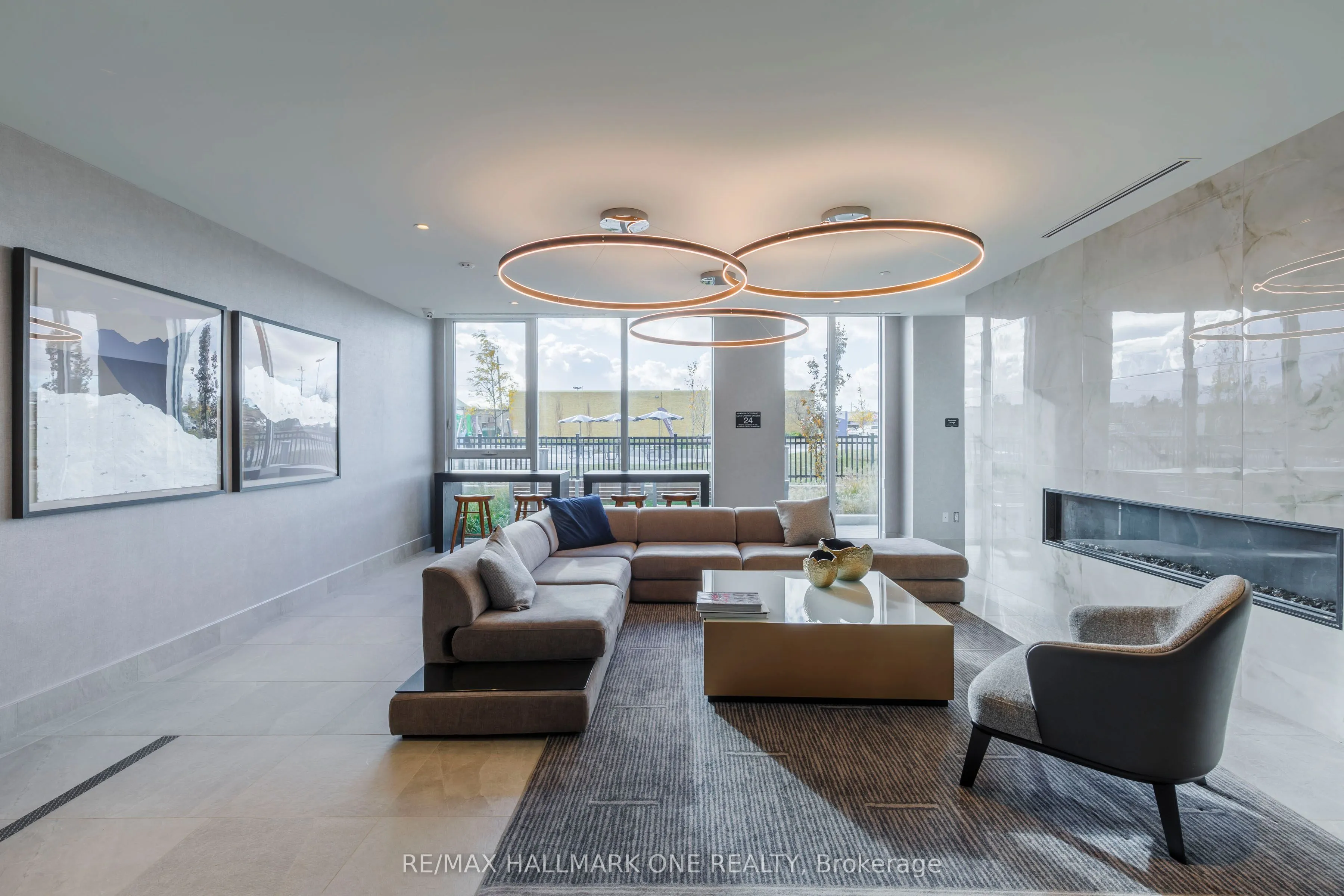 185 Deerfield Road, #904