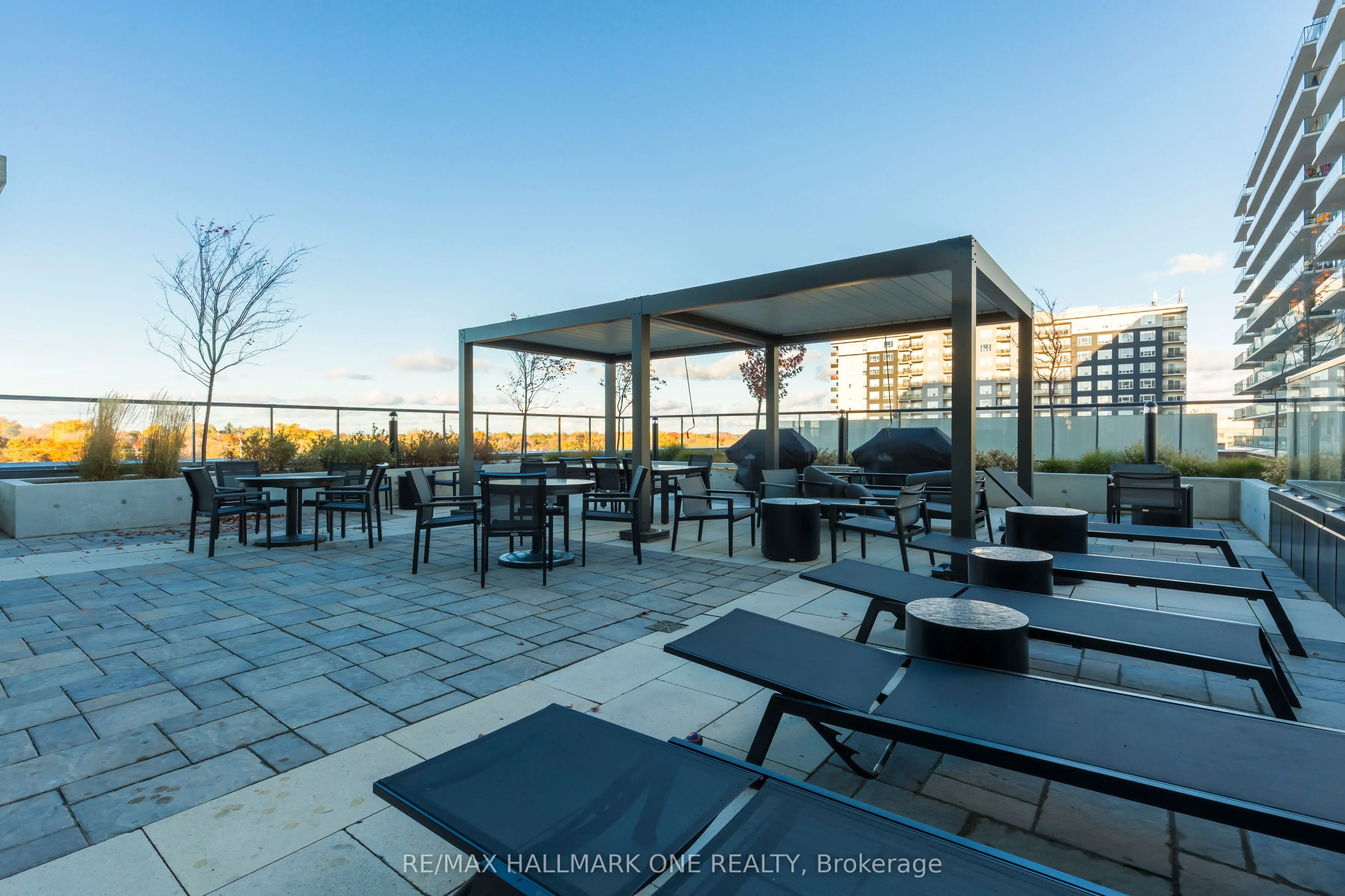 185 Deerfield Road, #904