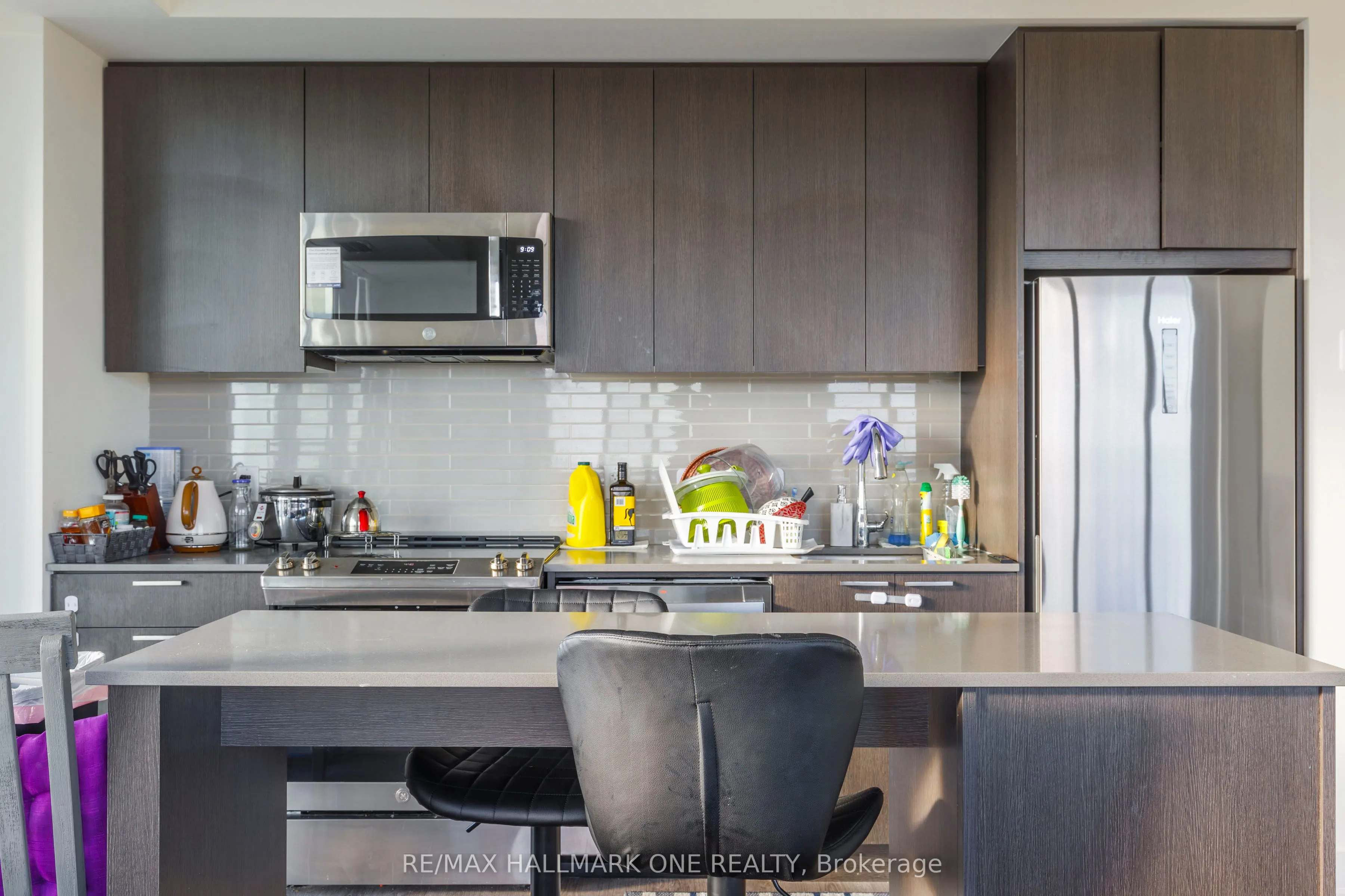 185 Deerfield Road, #904
