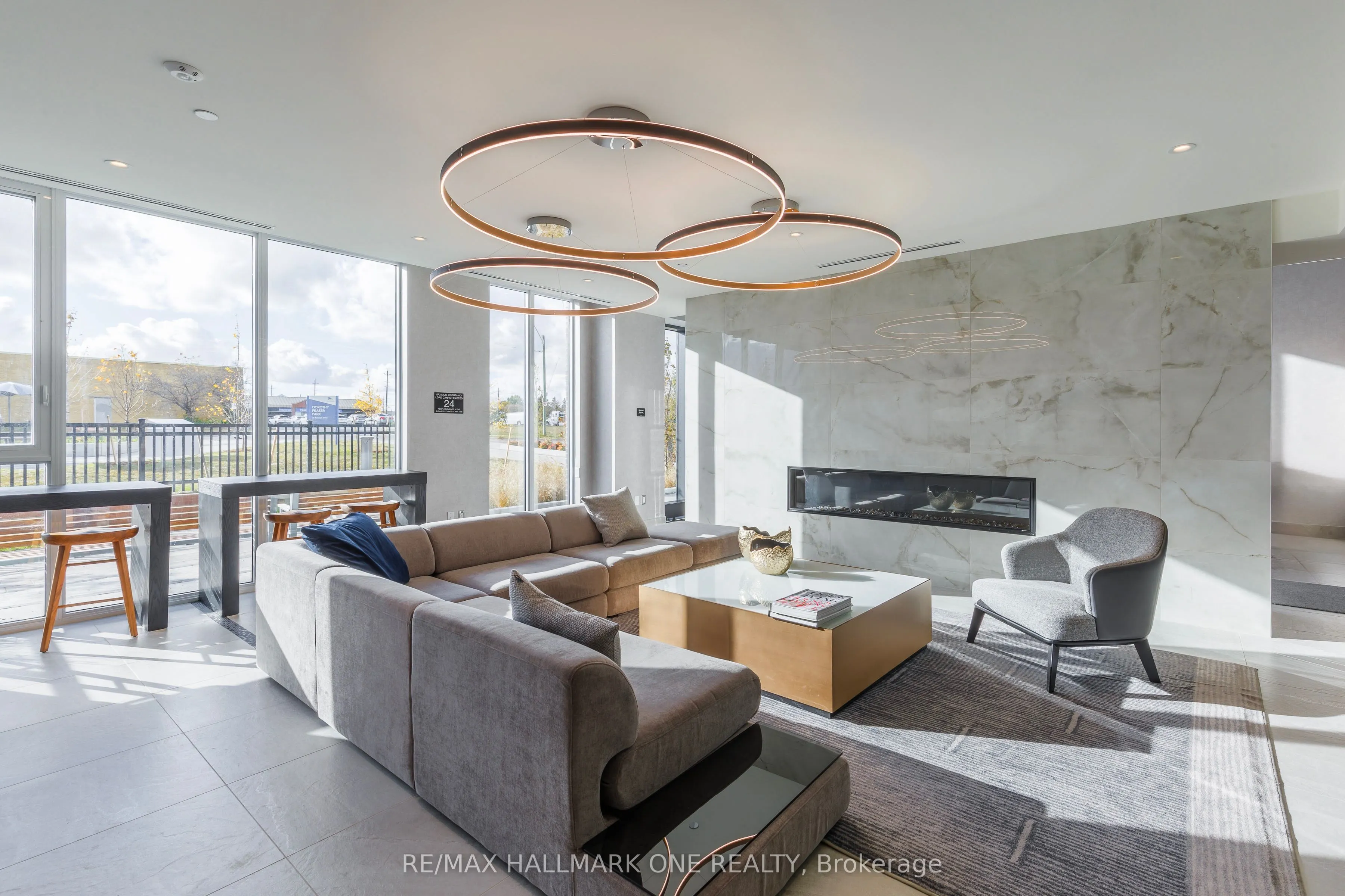 185 Deerfield Road, #904