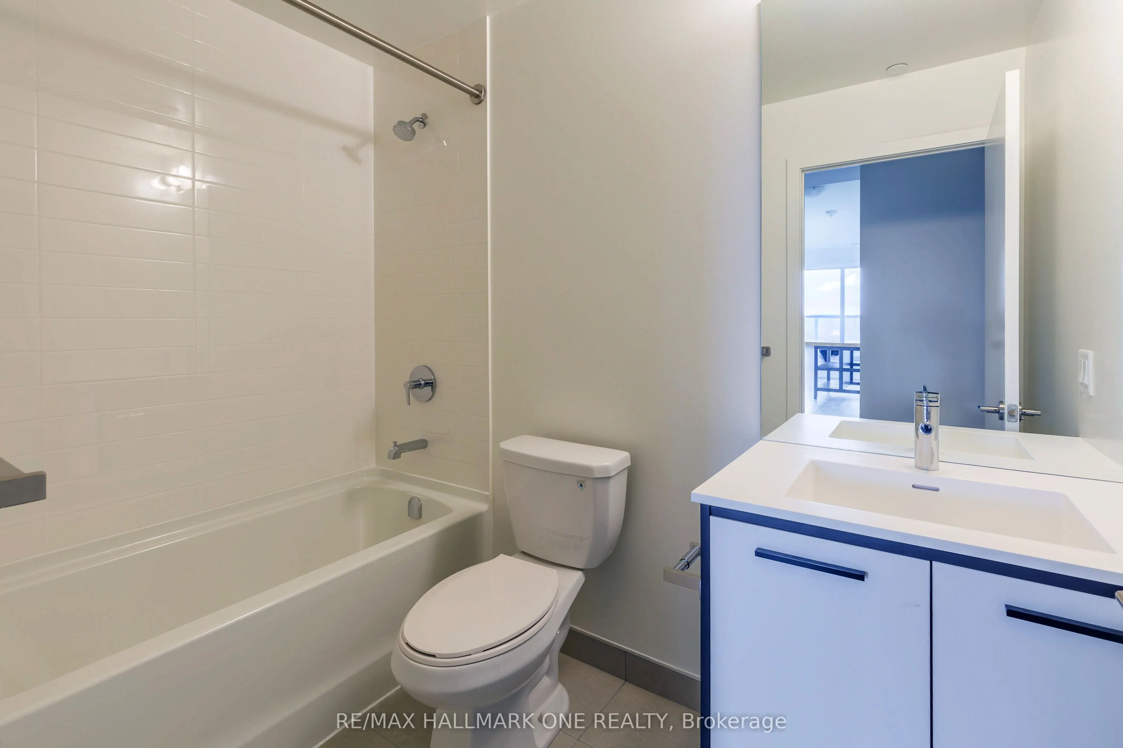 185 Deerfield Road, #904