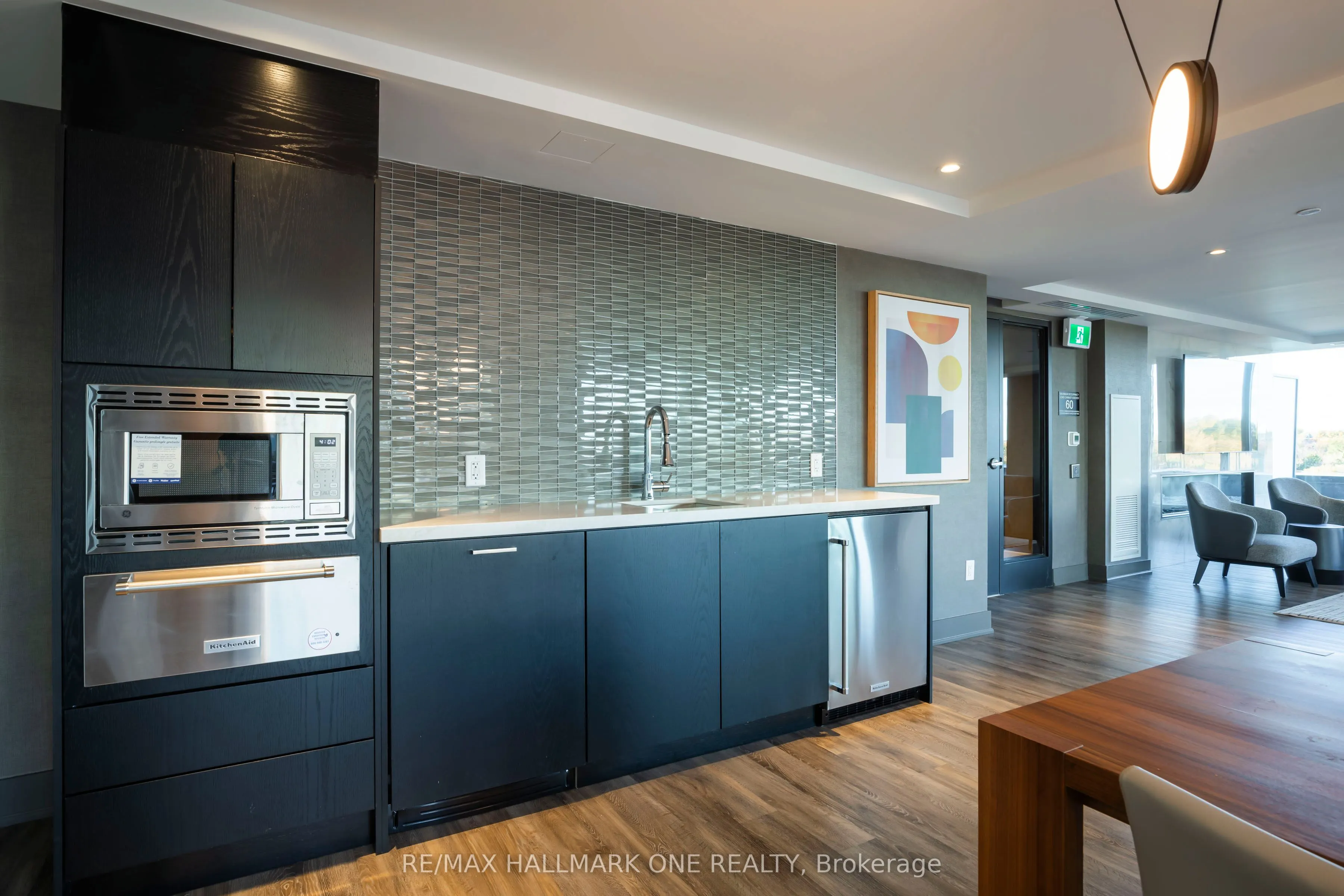 185 Deerfield Road, #904