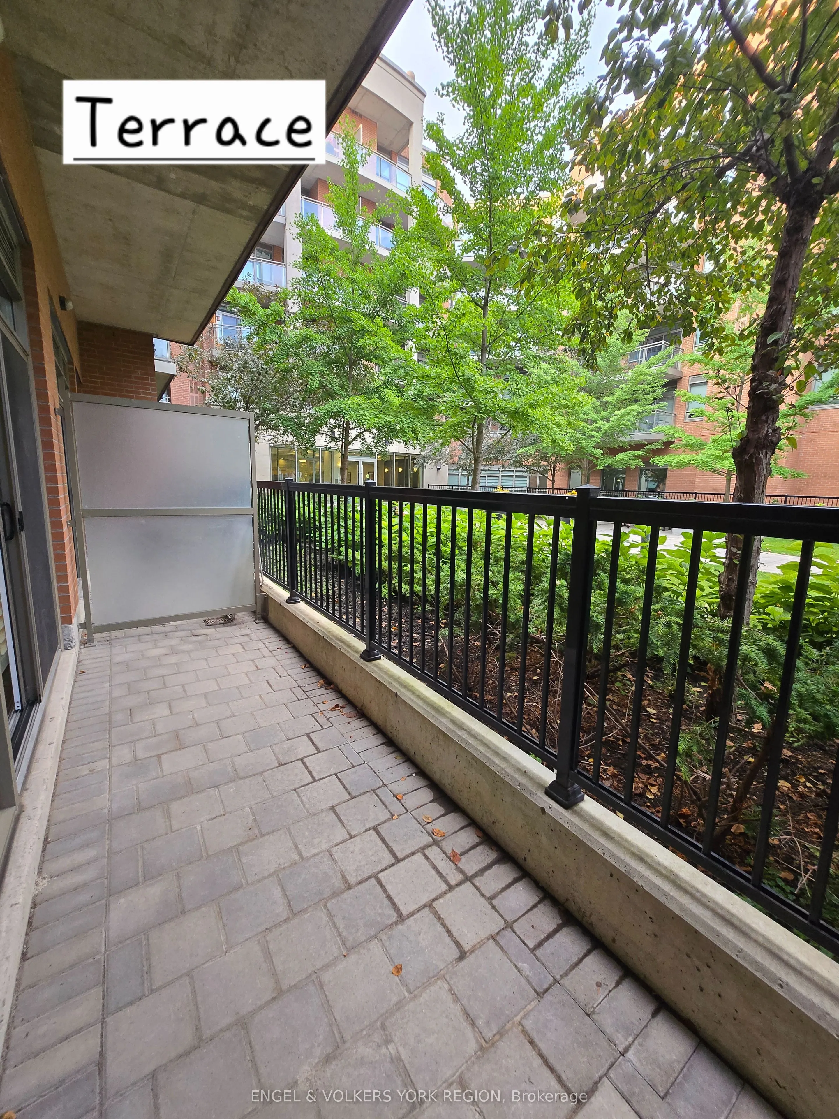281 Woodbridge Avenue, #106