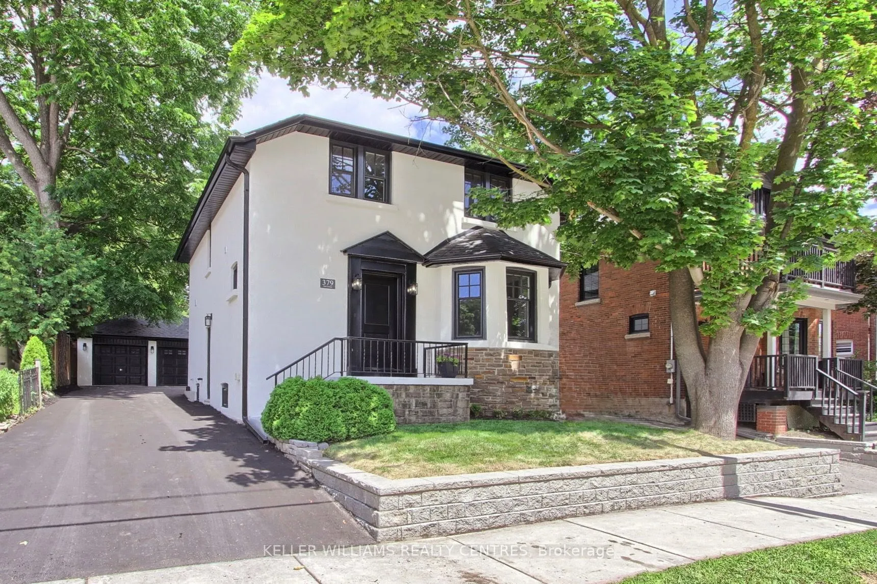 379 Park Avenue