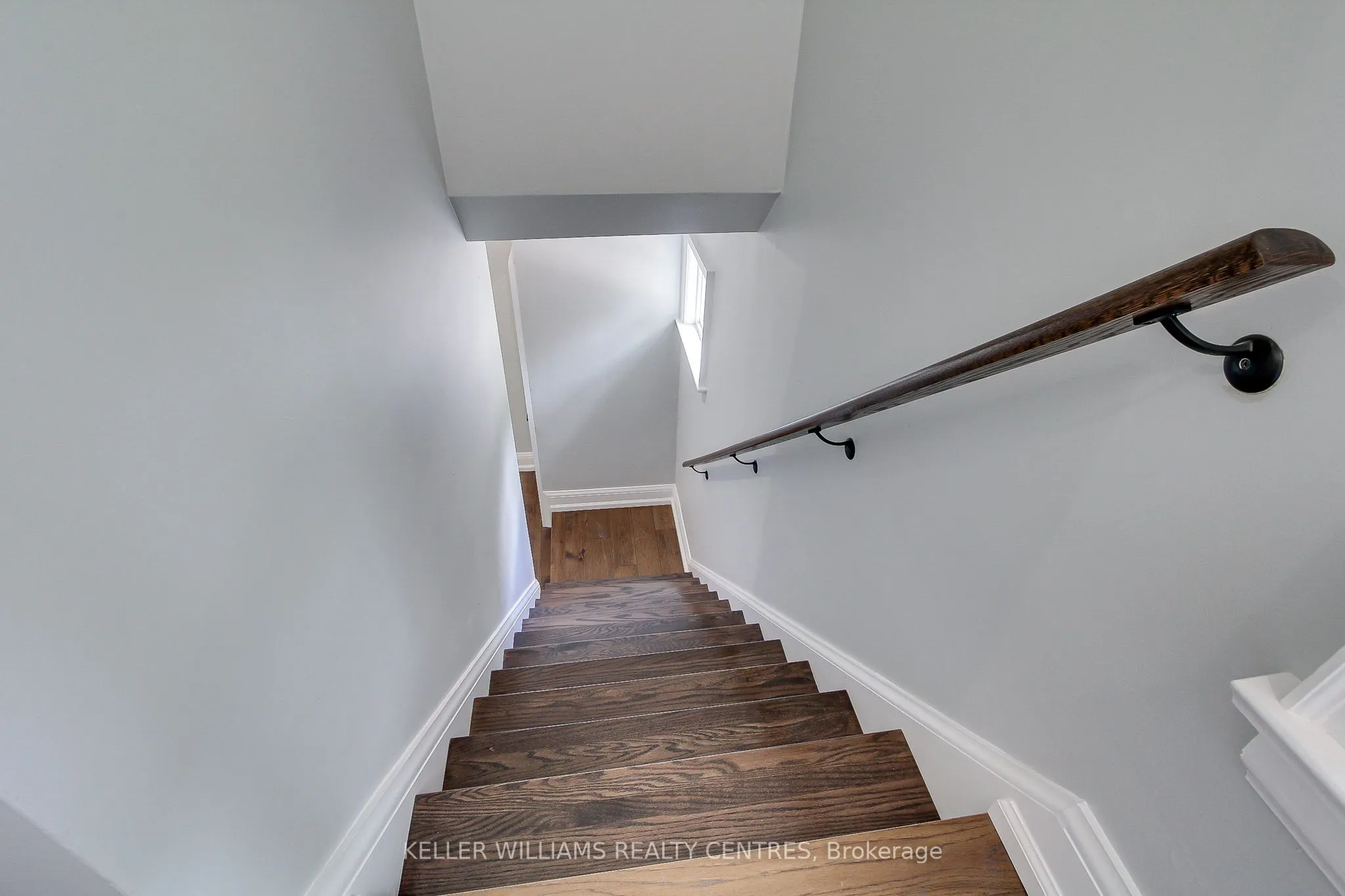 379 Park Avenue