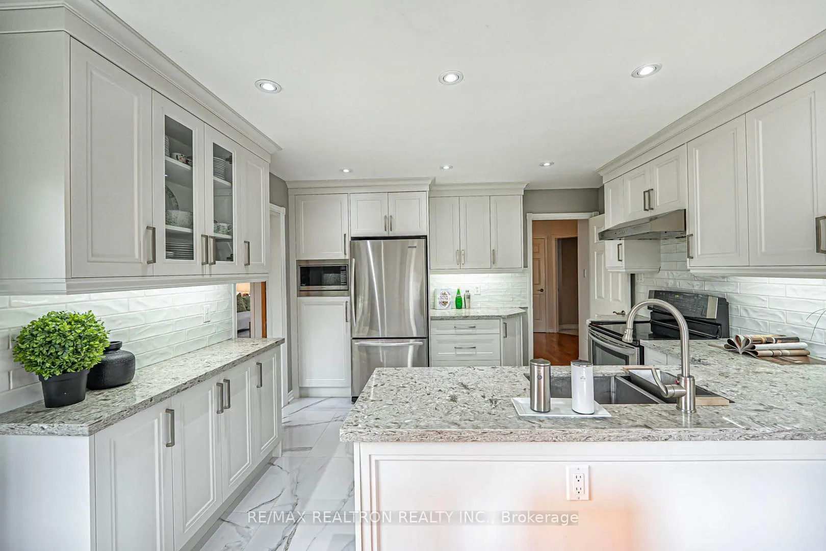 53 Leighland Drive