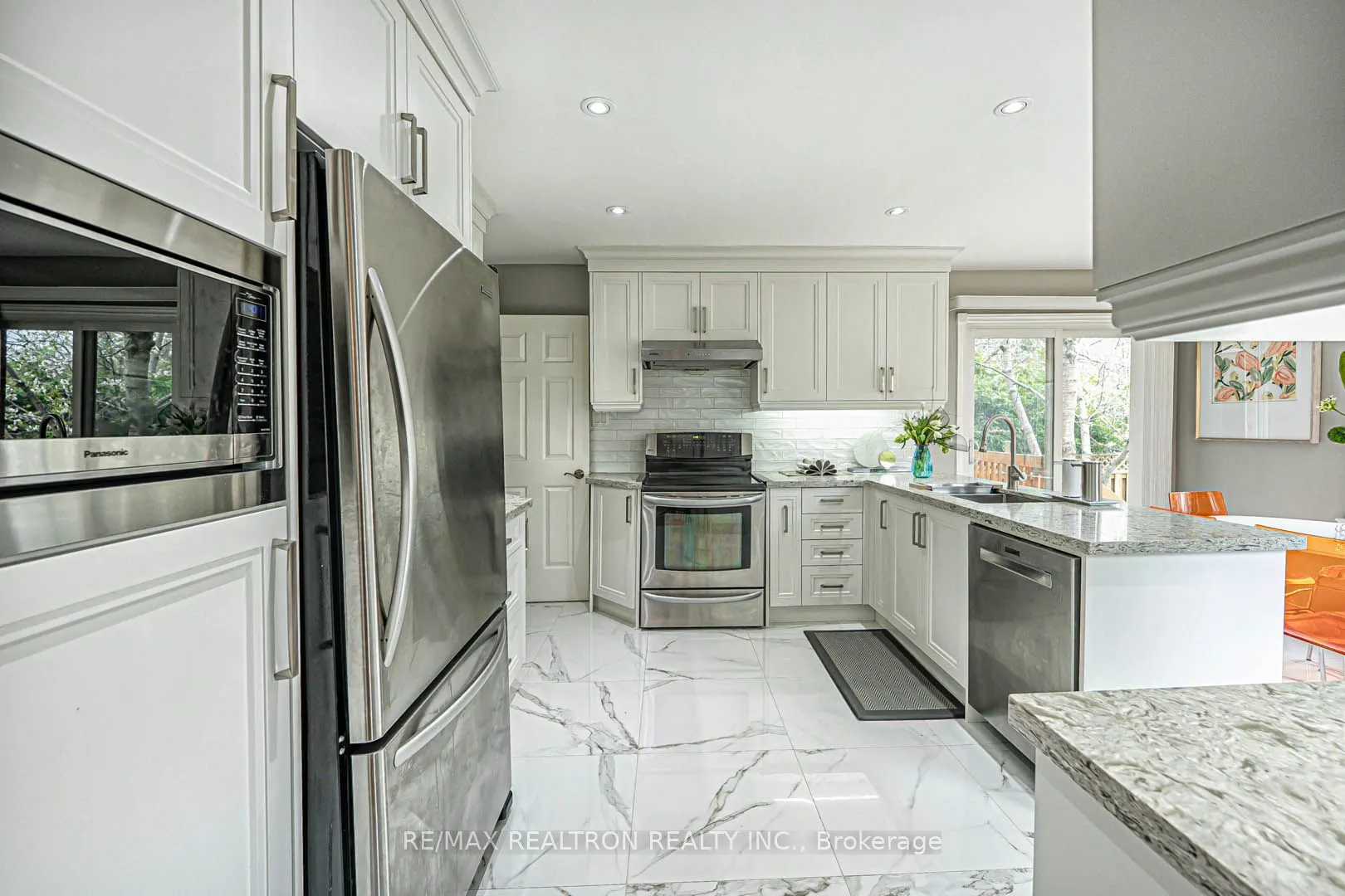 53 Leighland Drive