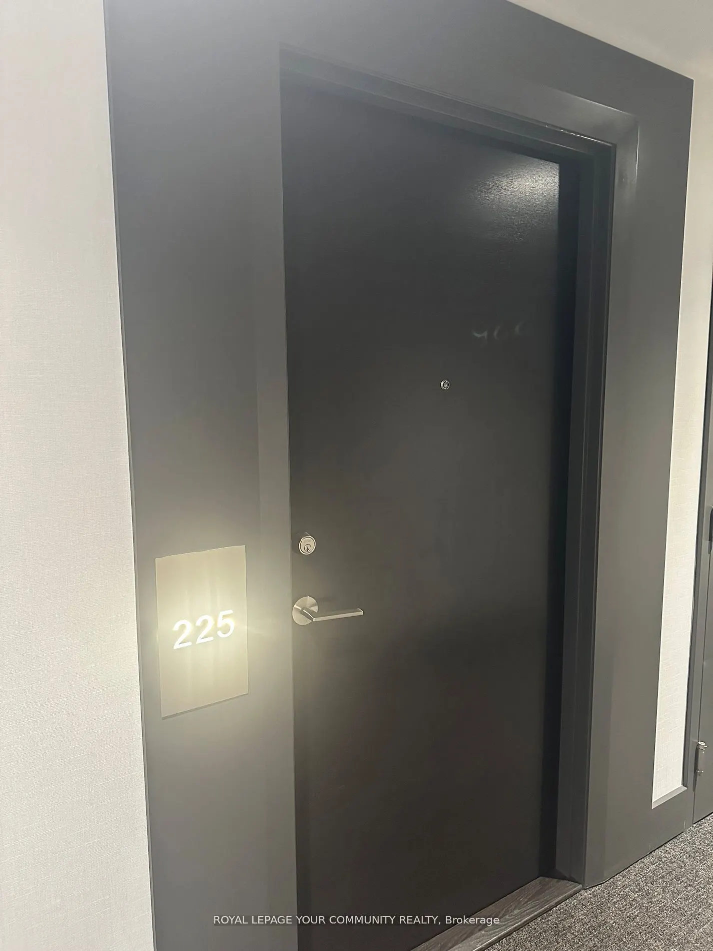 8868 Yonge Street, #225