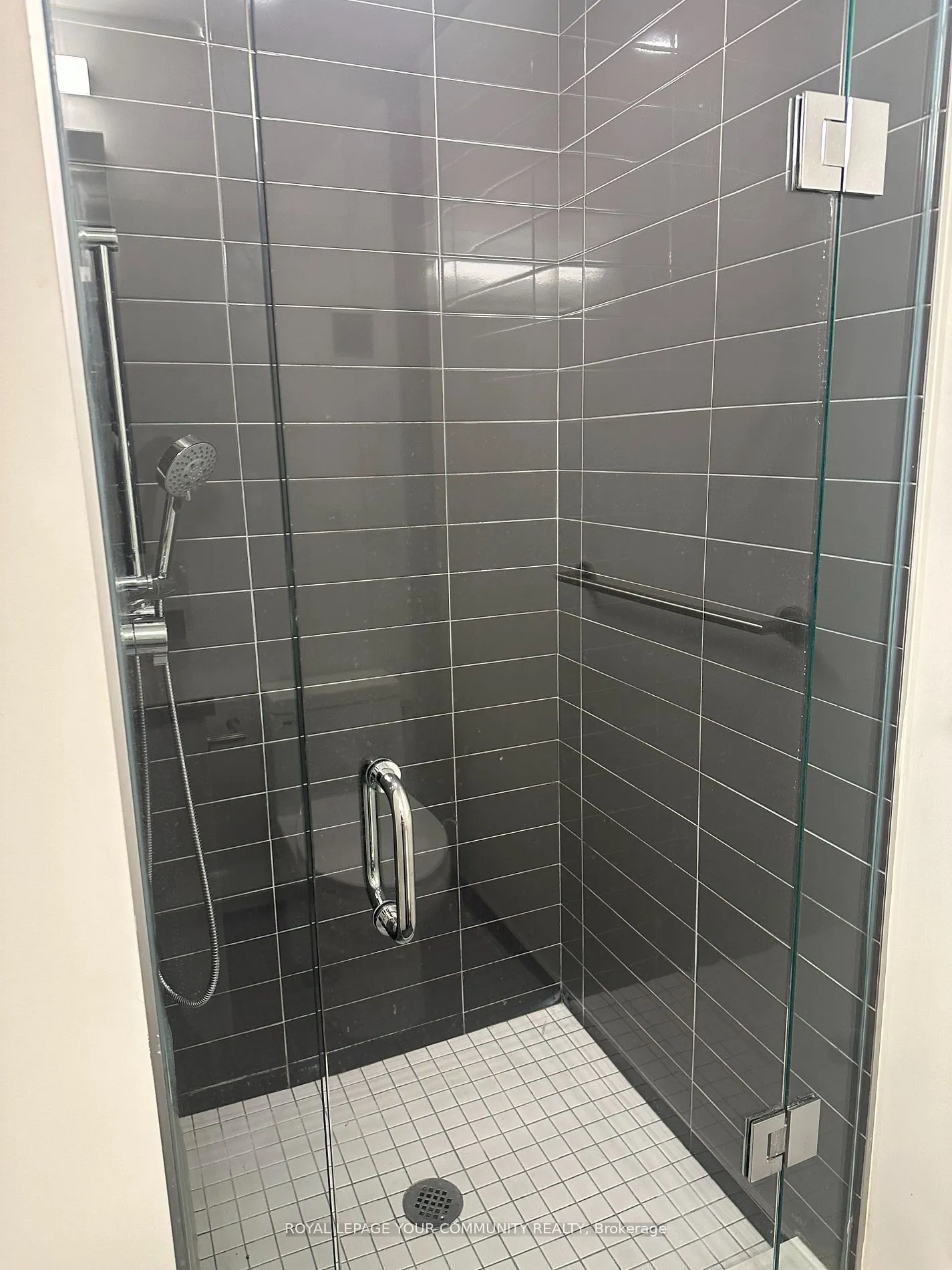 8868 Yonge Street, #225