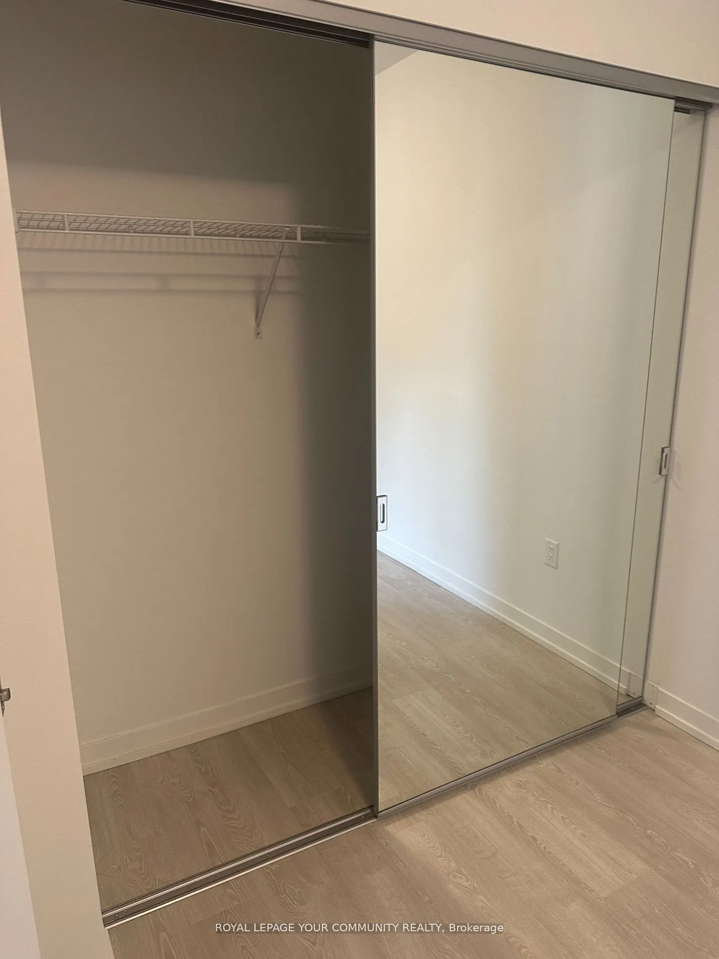 8868 Yonge Street, #225