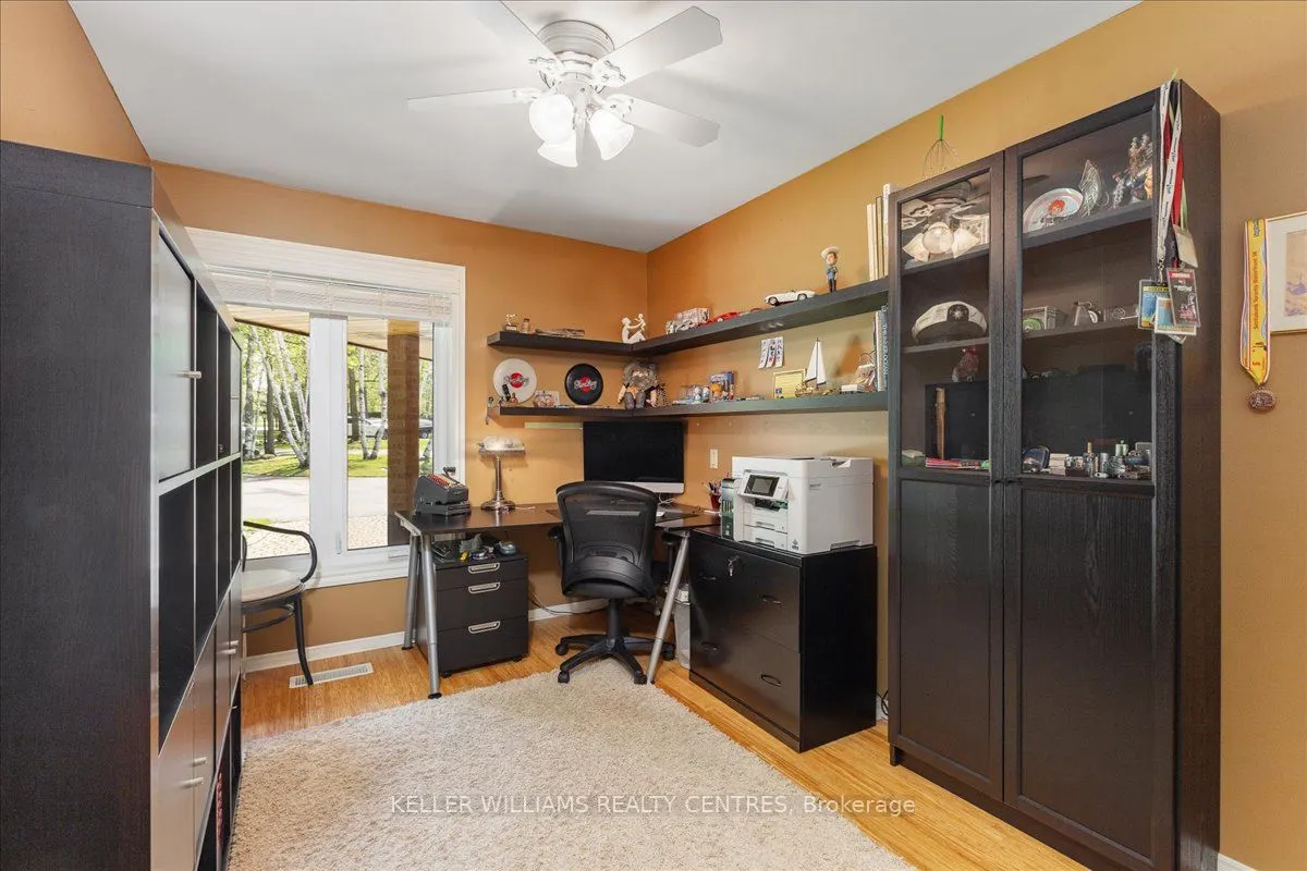 700 Lake Drive N