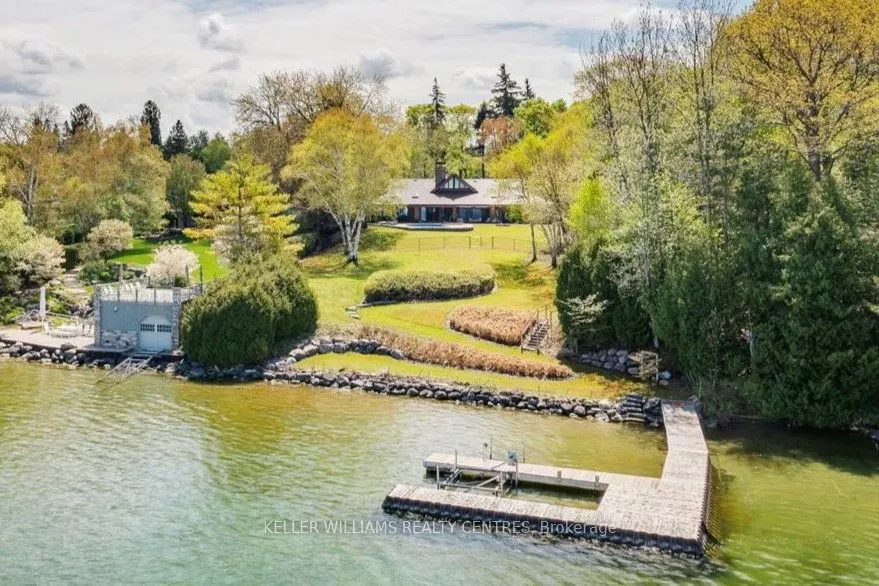 700 Lake Drive N