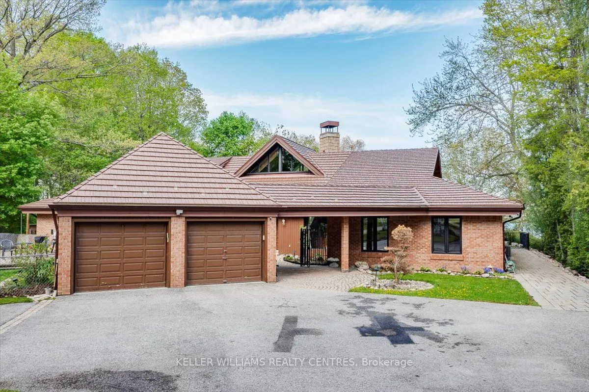 700 Lake Drive N