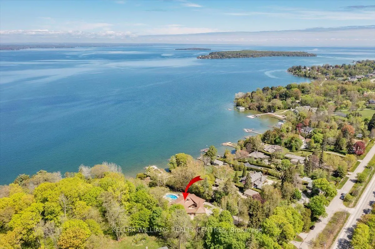 700 Lake Drive N