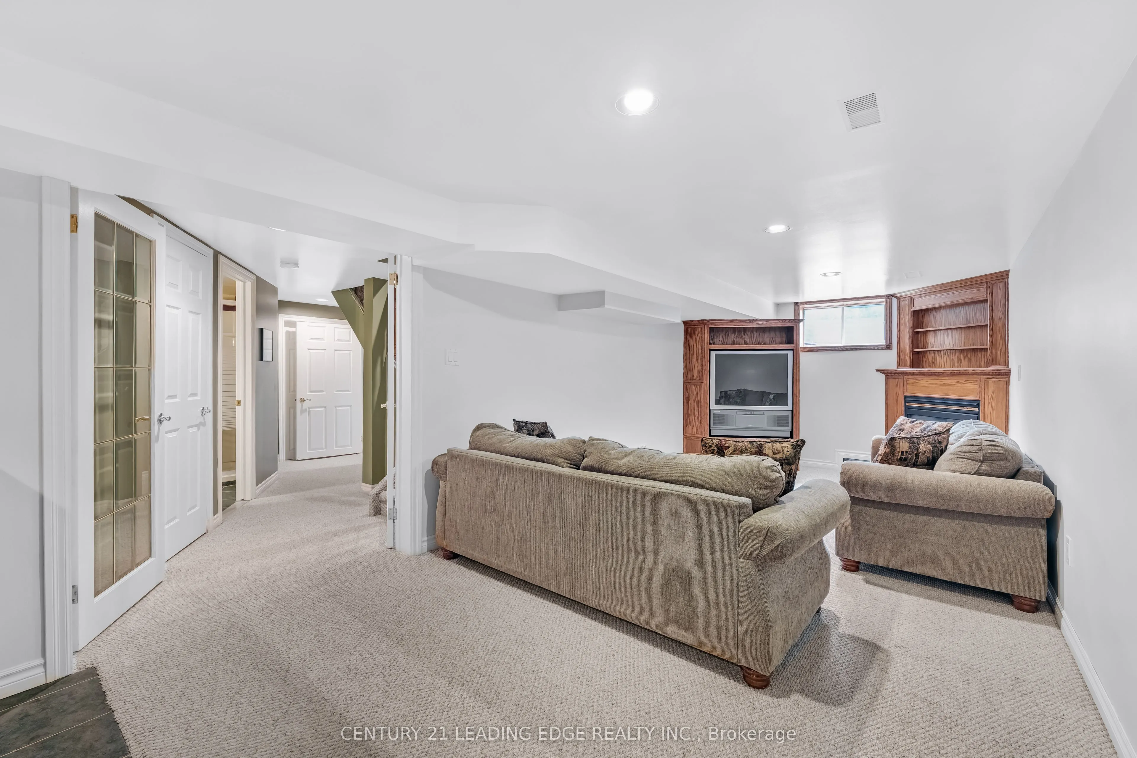 40 Birchard Boulevard