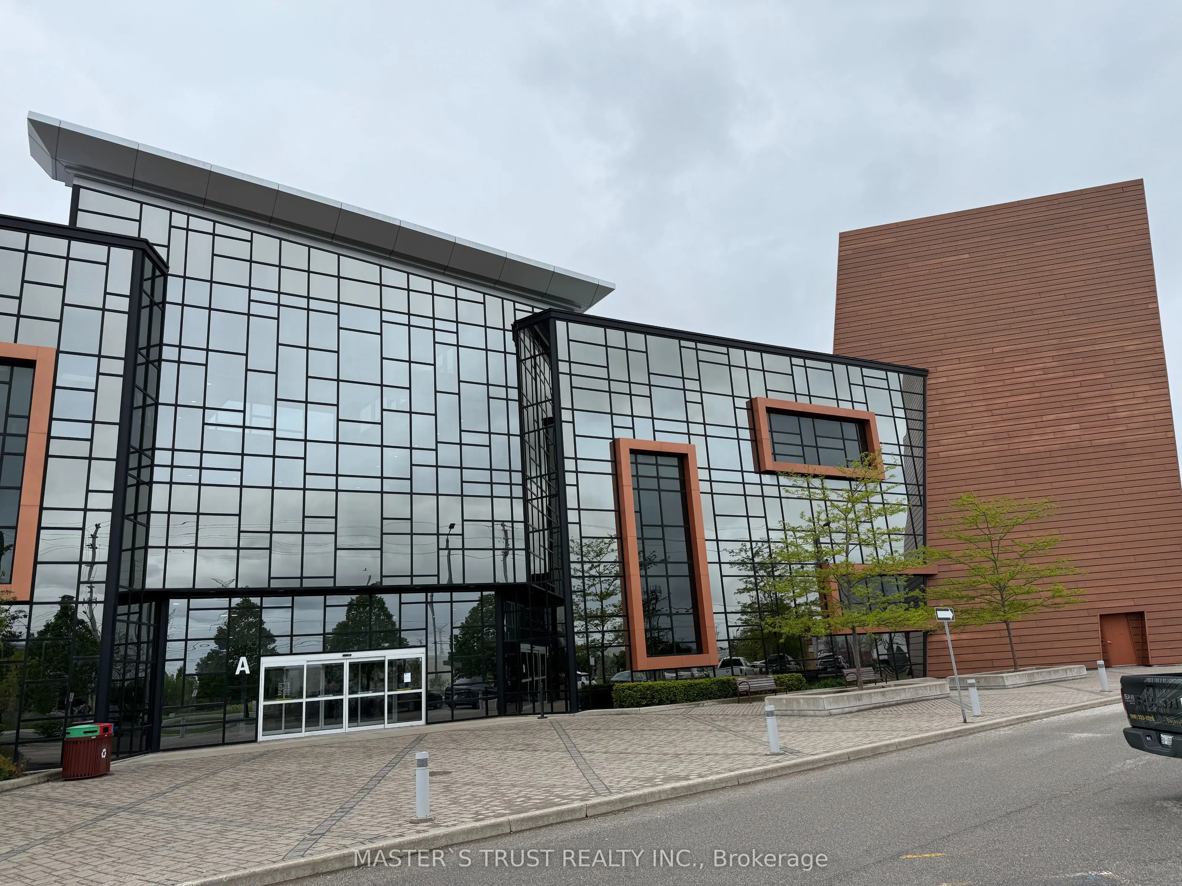 7250 Keele Street, #1