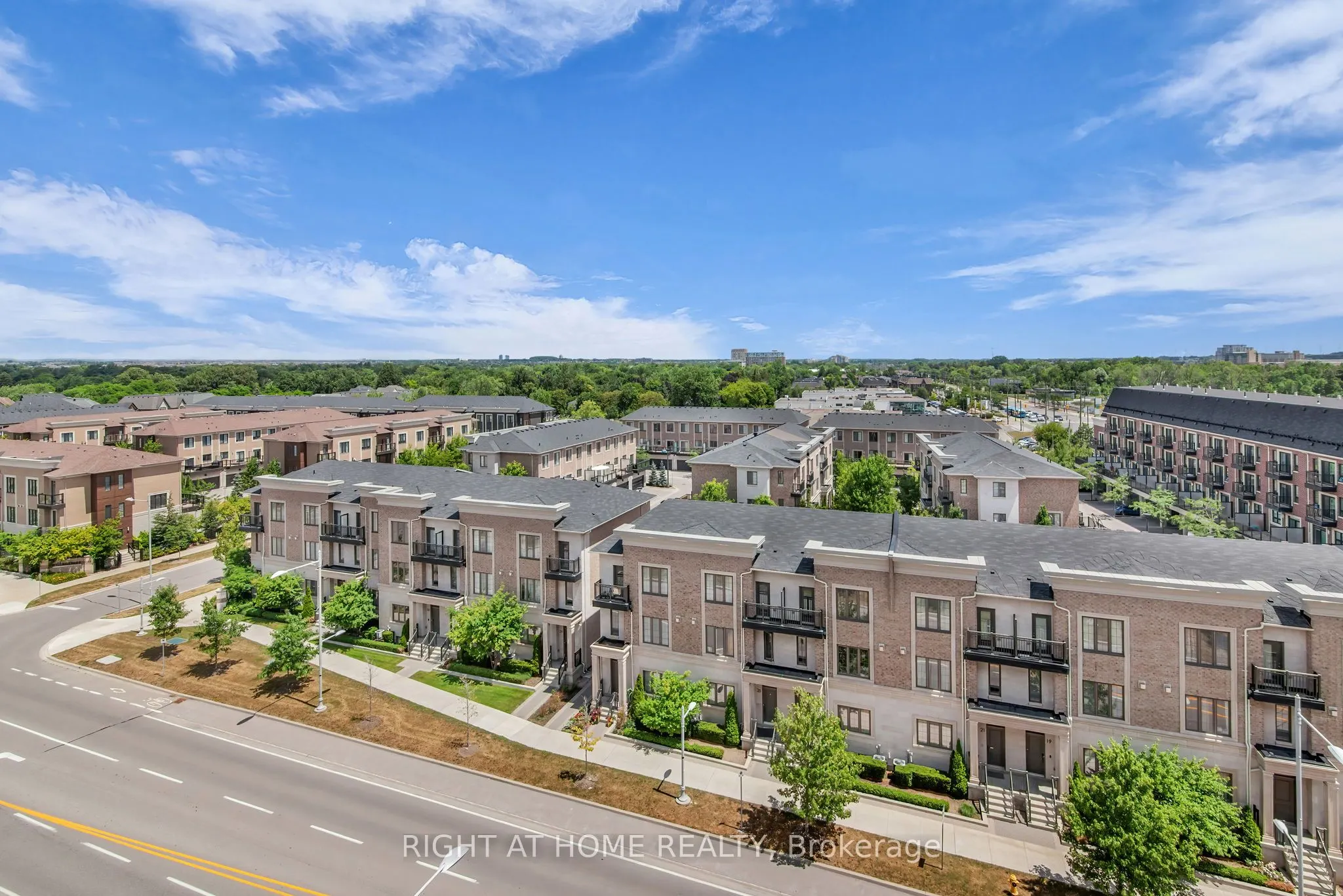 278 Buchanan Drive, #807E