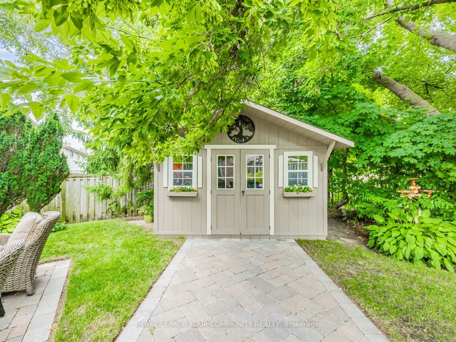 10 Banquo Road