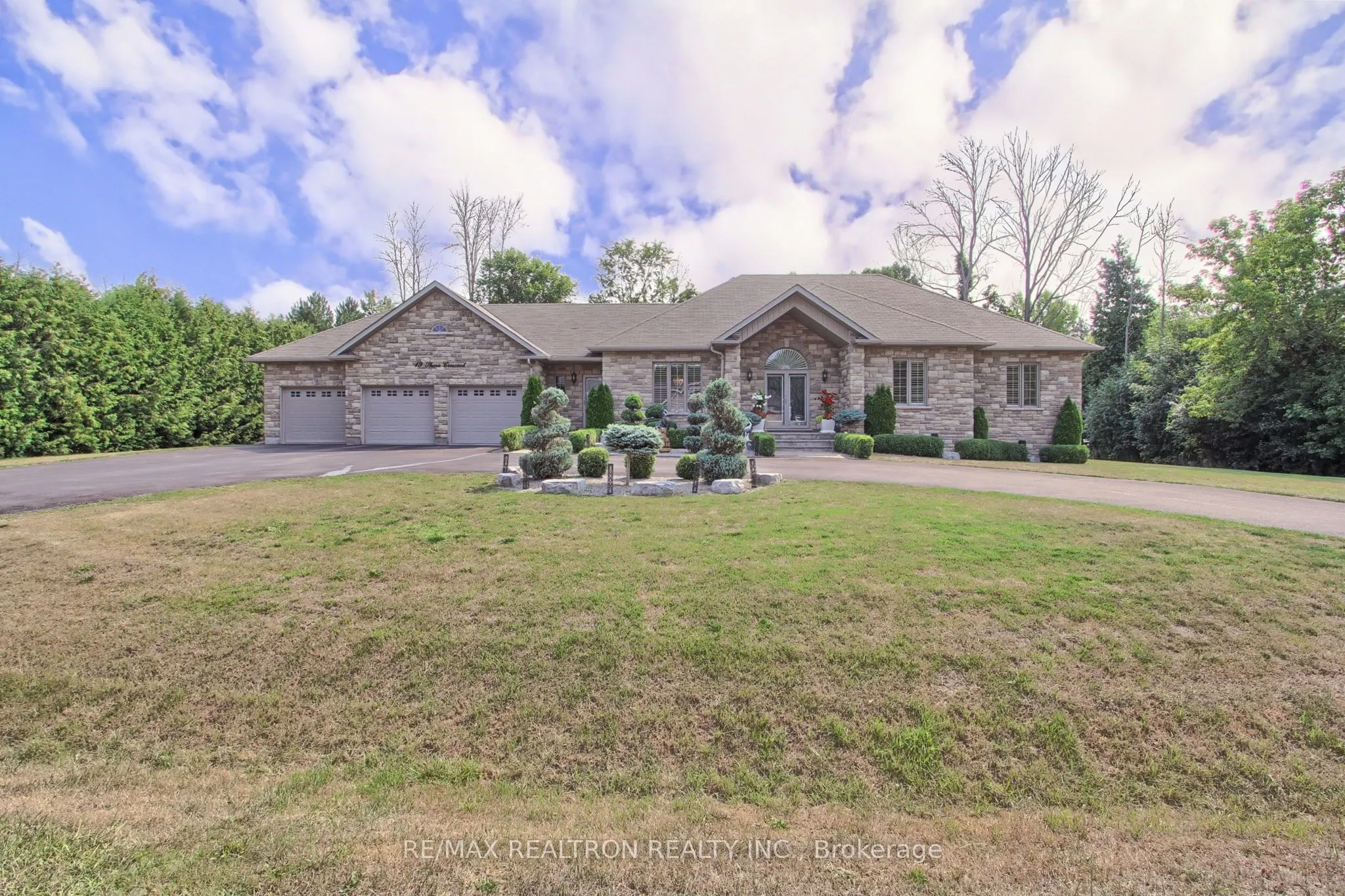 19 Shore Crescent