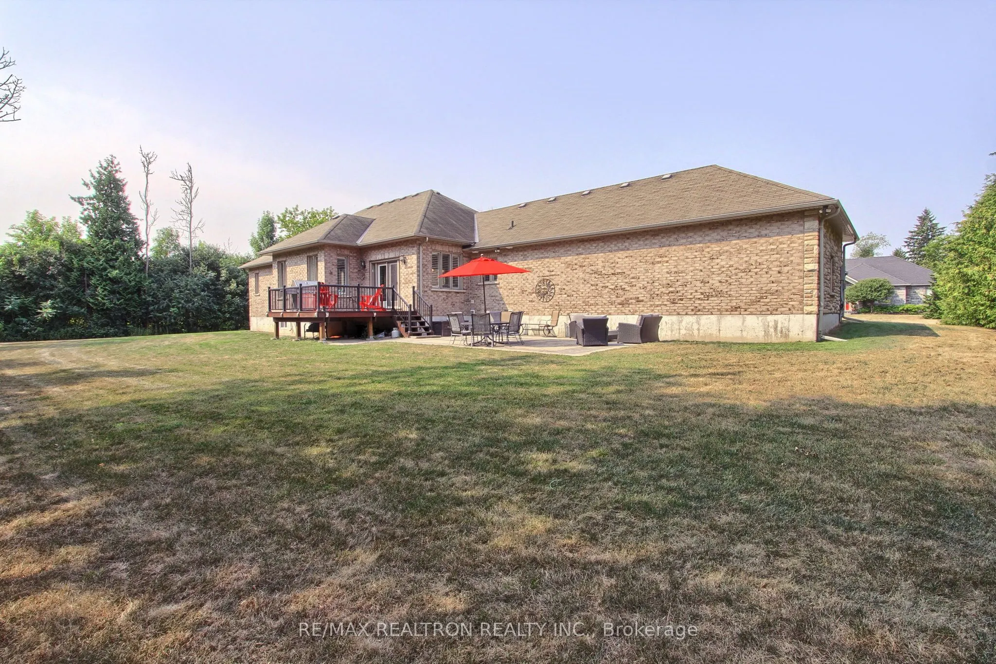 19 Shore Crescent