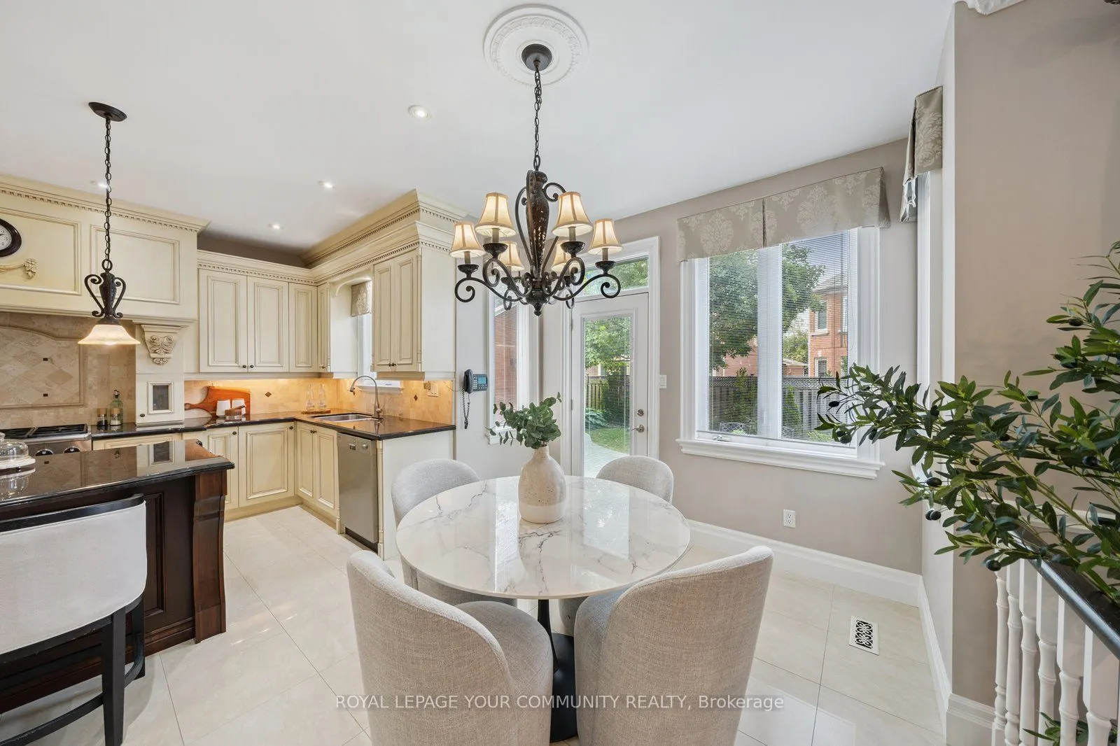 22 Theobalds Circle