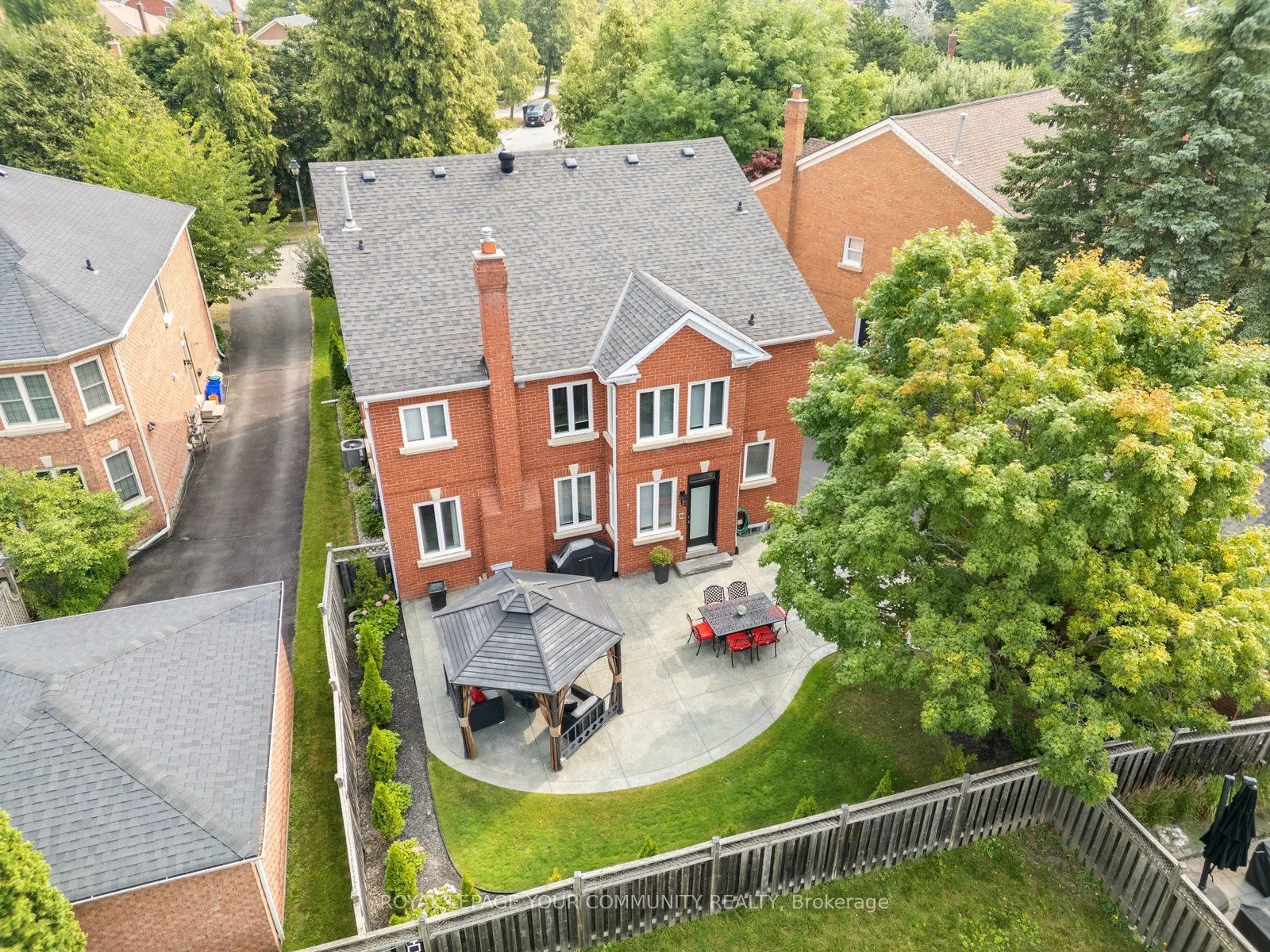 22 Theobalds Circle